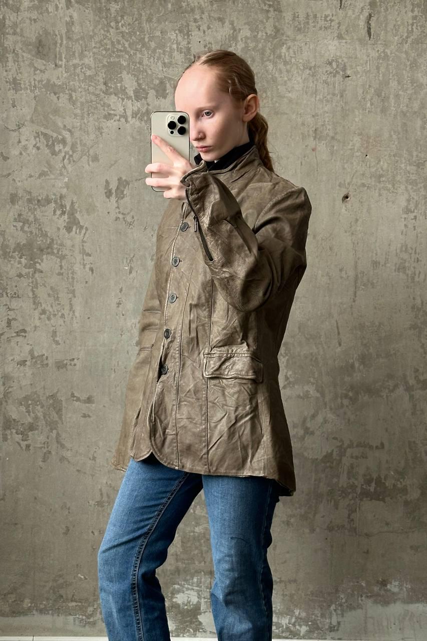 Vintage 90s leather slim fitted jacket in beige (Copy)