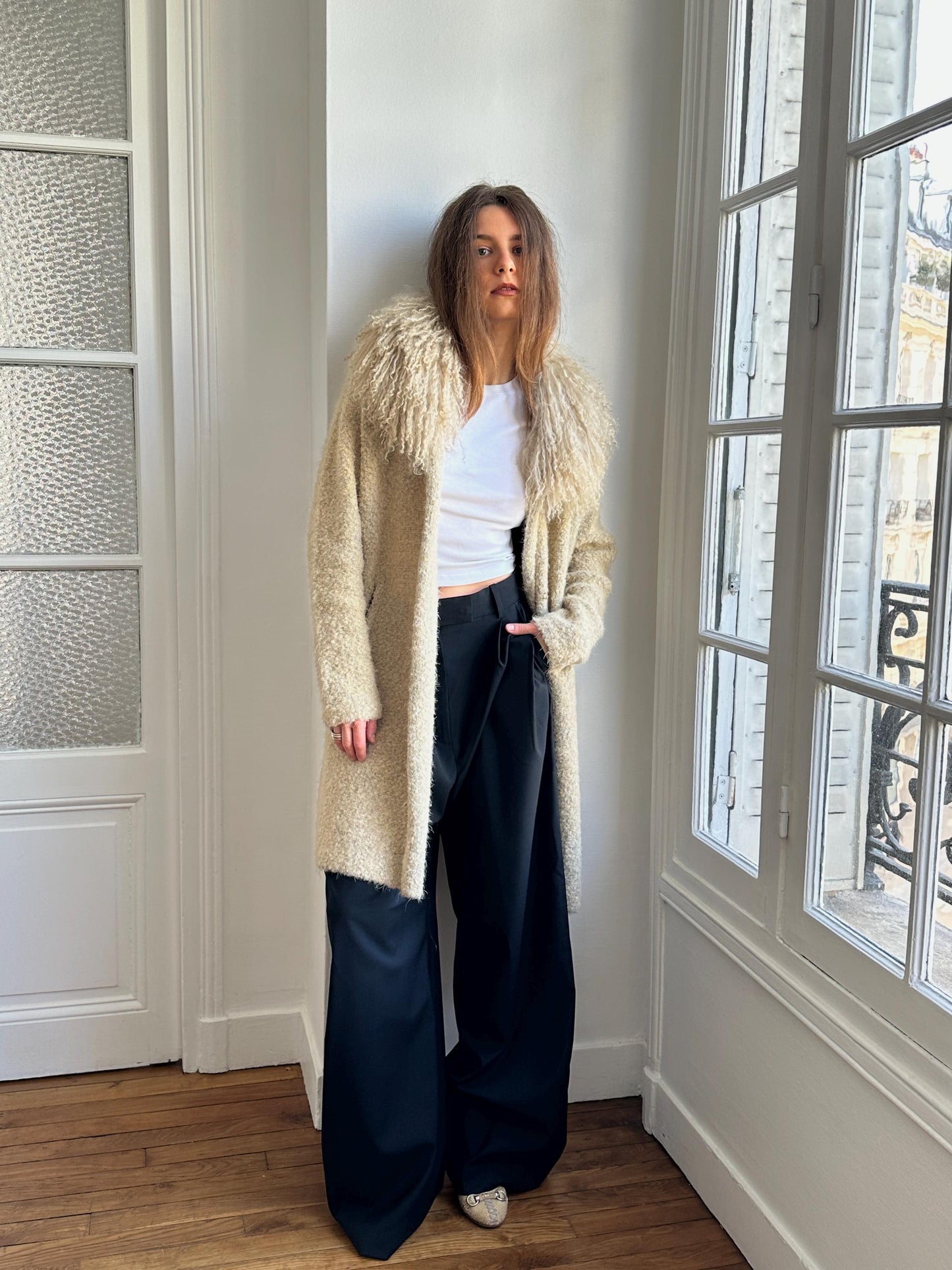 Vintage 90s Wool Coat with Voluminous Lamb Fur Collar in Beige