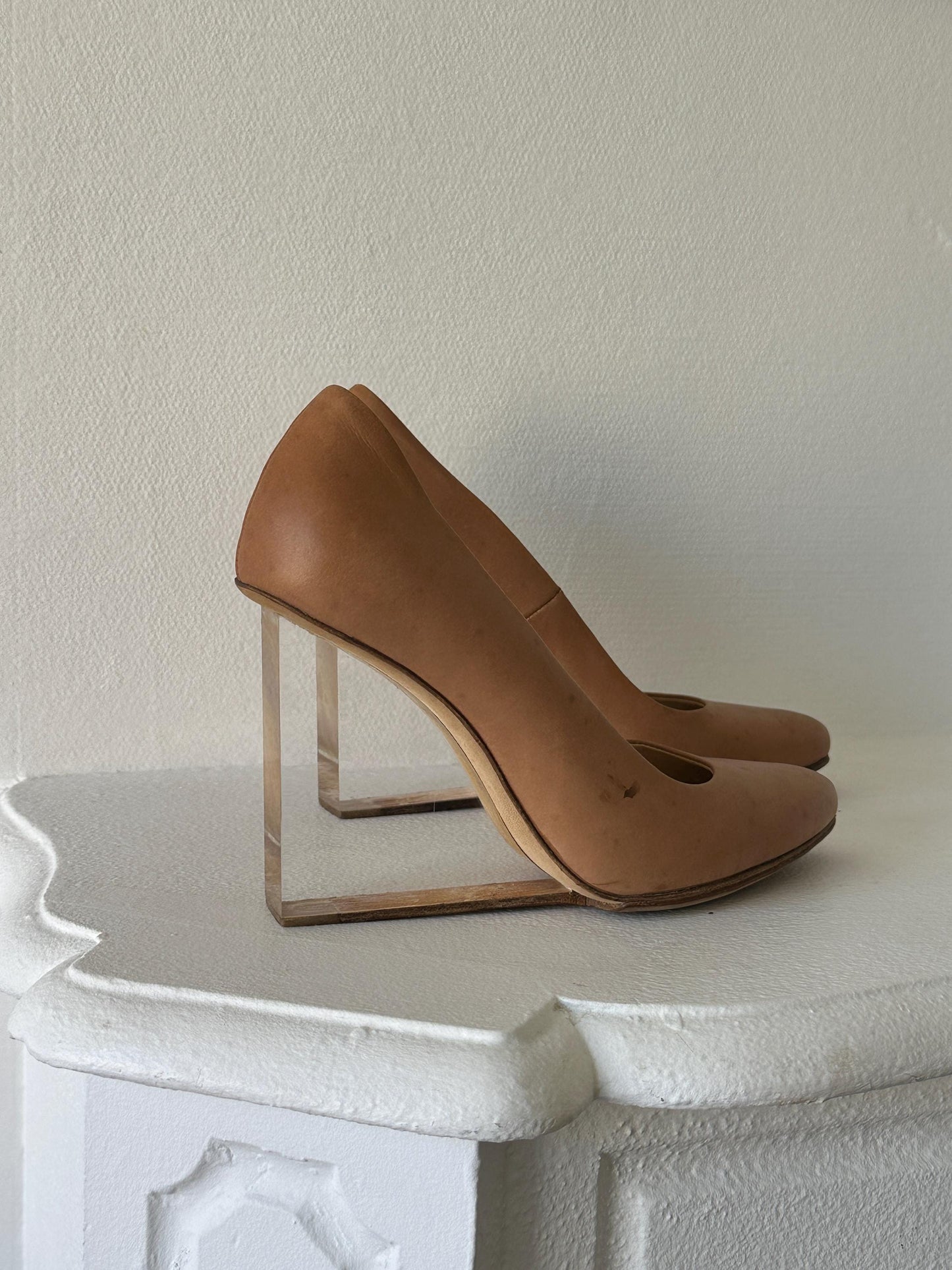Maison Margiela x H&M Tan Leather Wedge Pumps in Brown I US 7.5