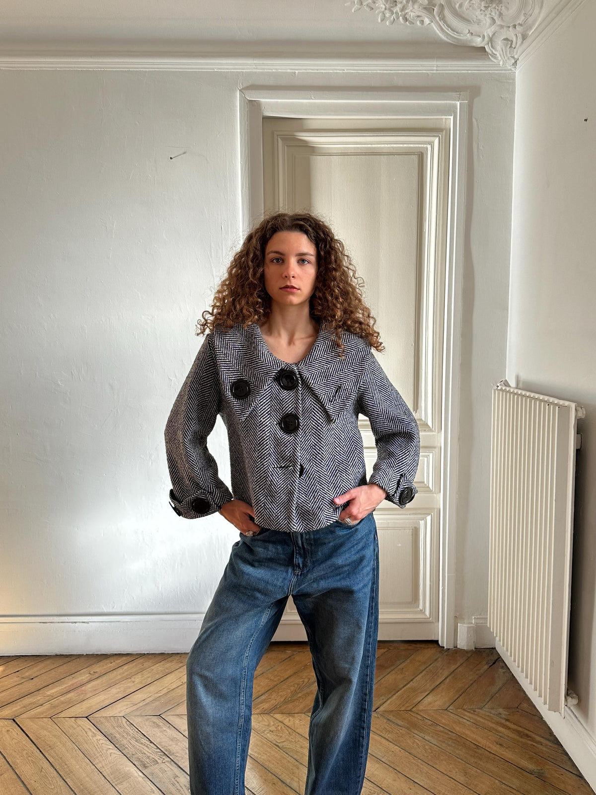 Vintage Cropped Coat with Large Collar in Black and White