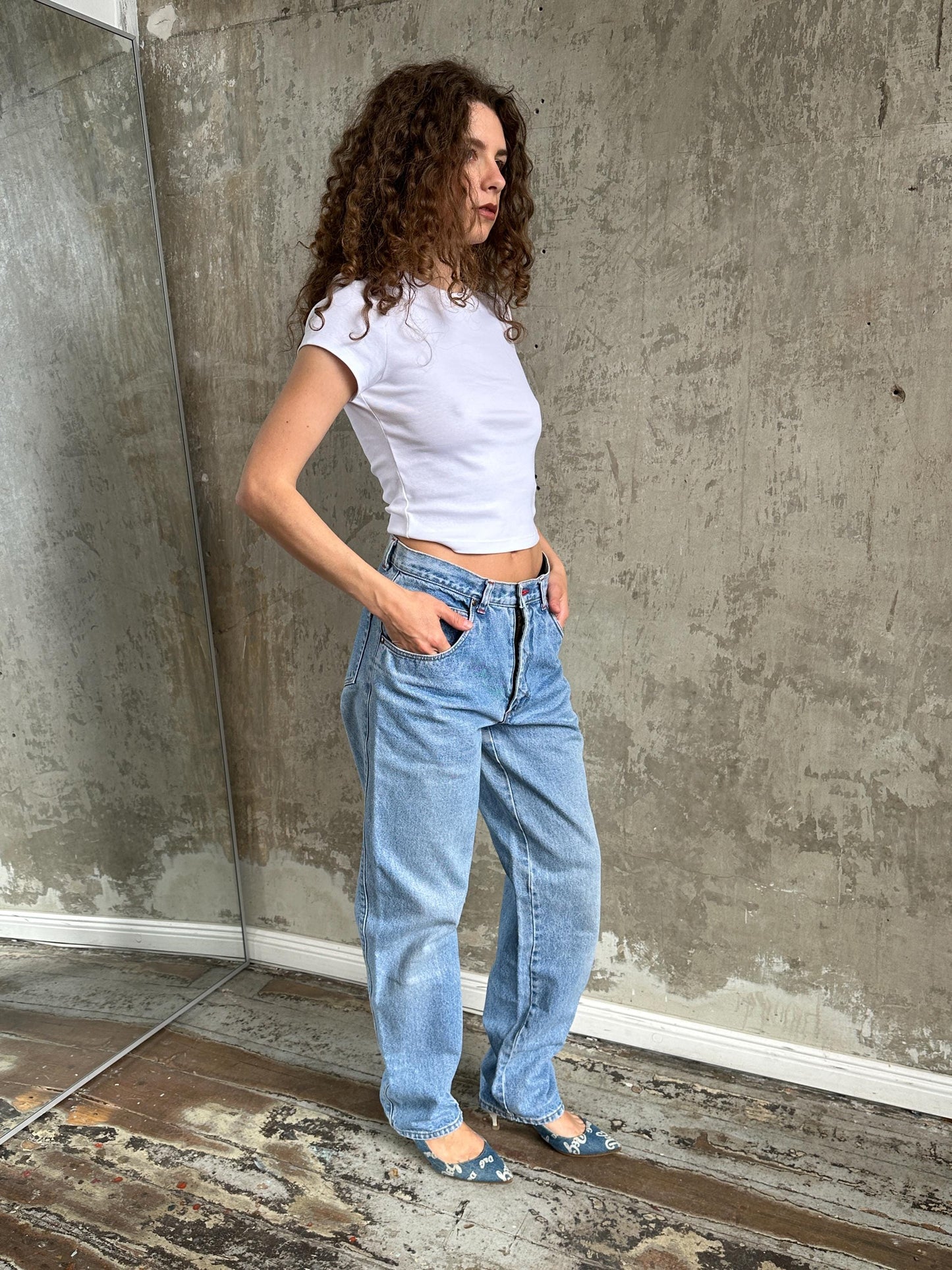 Vintage 90s Light Wash Straight Leg Jeans