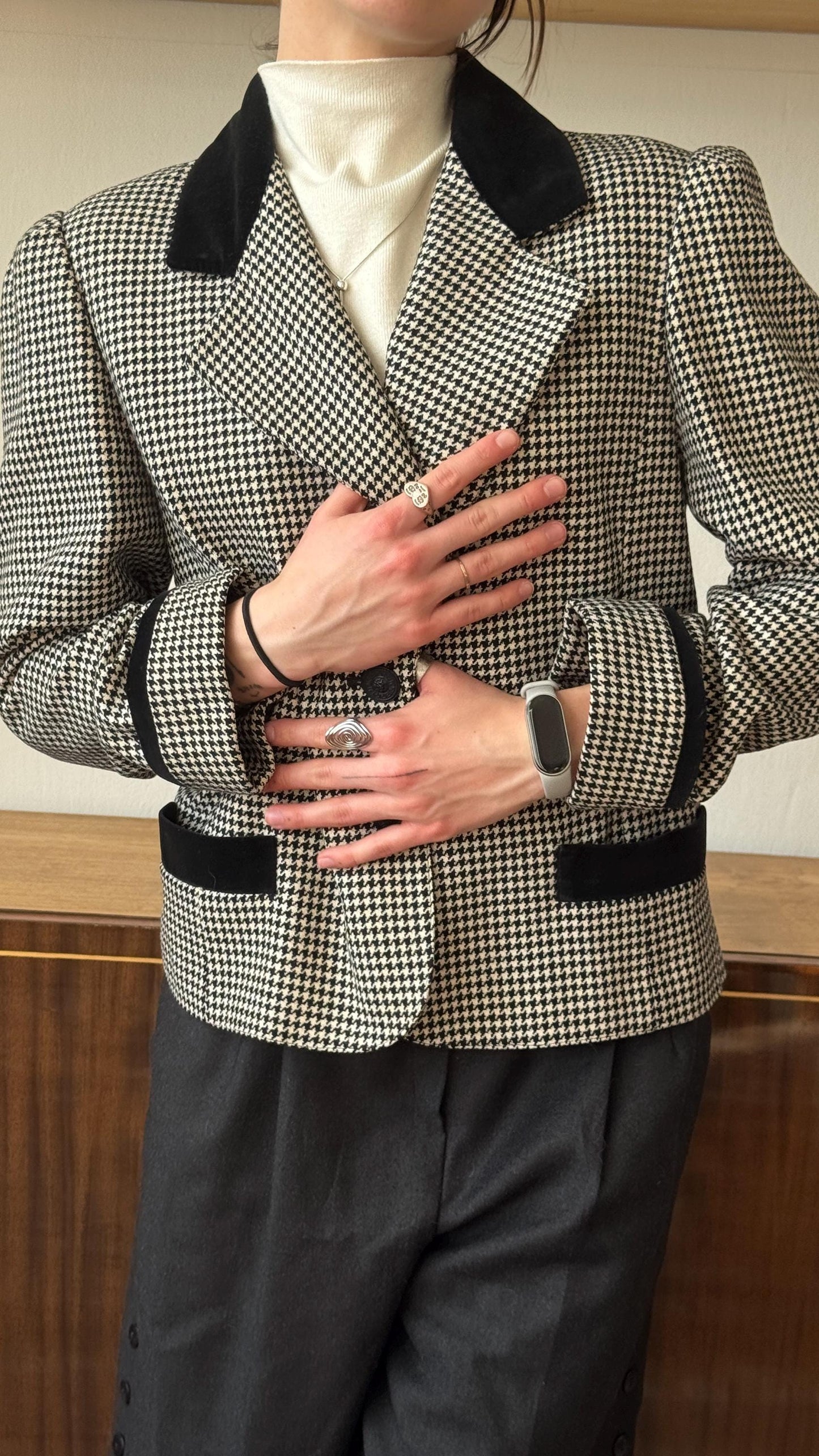 Vintage Versus Gianni Versace Houndstooth Blazer In Black & White
