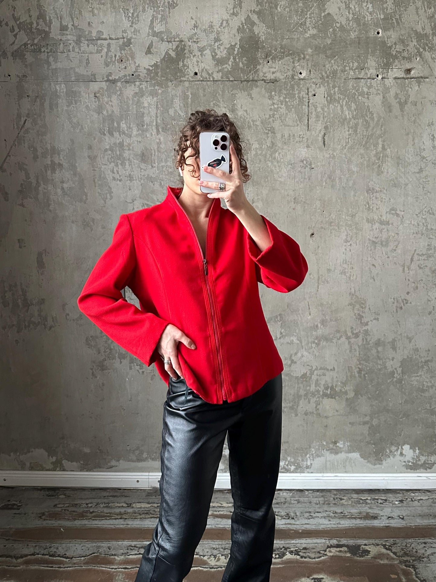 Vintage D&G cashmere cardigan in red, zip up sweater