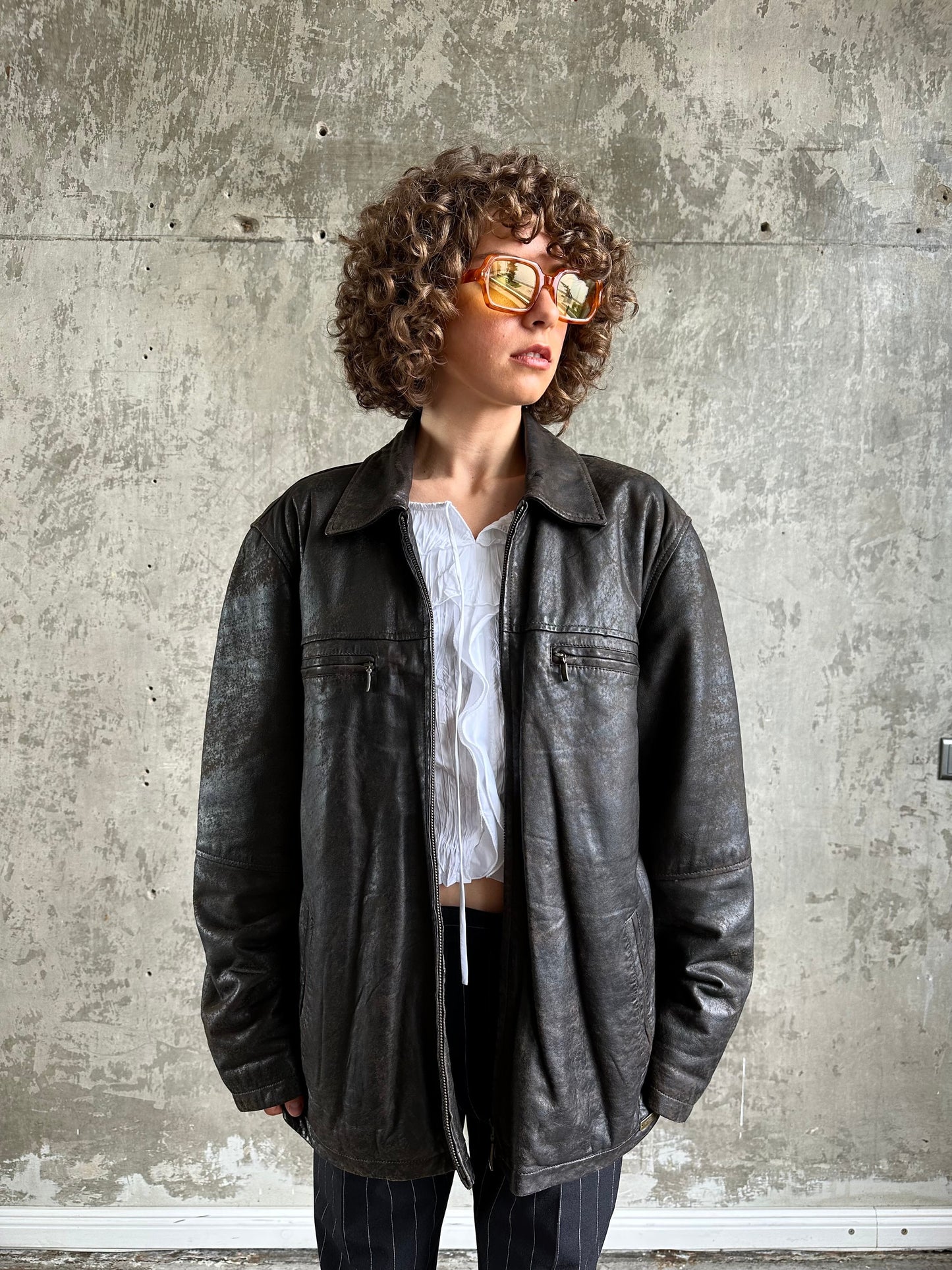 Vintage 90s CAMEL ACTIVE distressed leather bomber jacket in brown