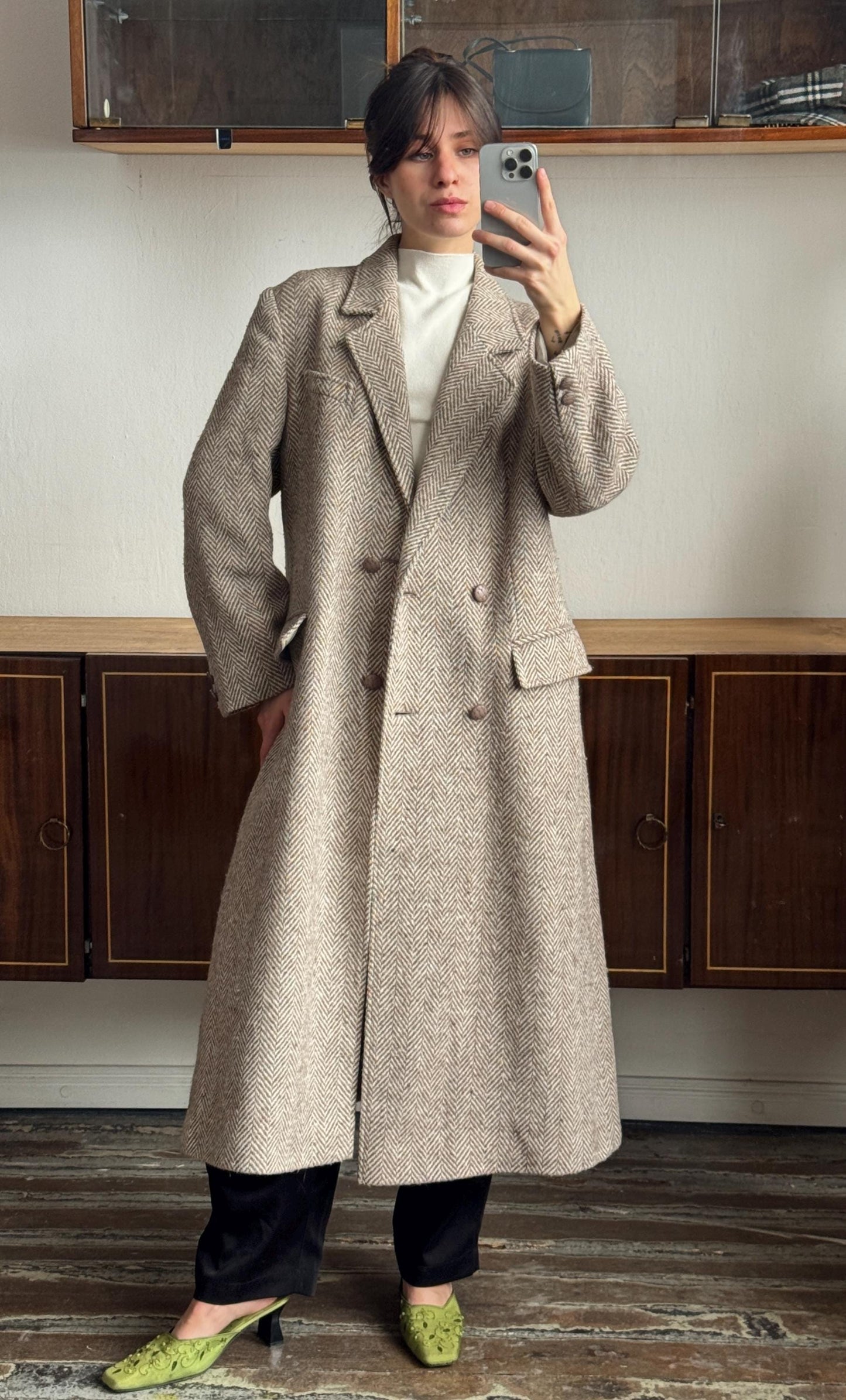 Vintage 90s Maxi Wool Classic Double-Breasted Coat In Beige