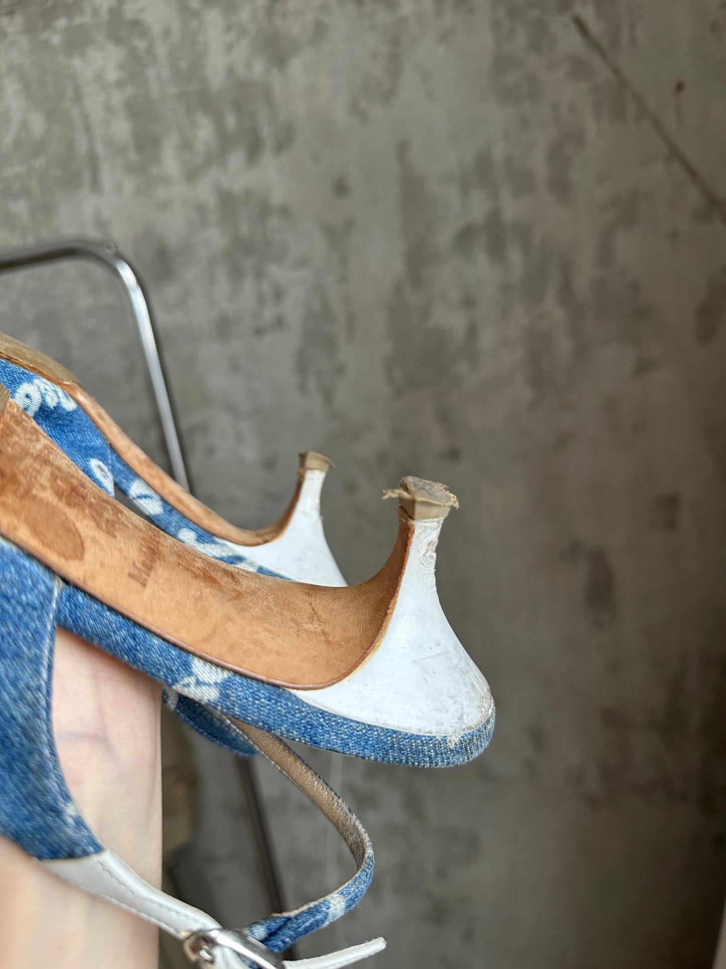Vintage D&G Dolce Gabbana Denim Kitten Heels I US 6.5