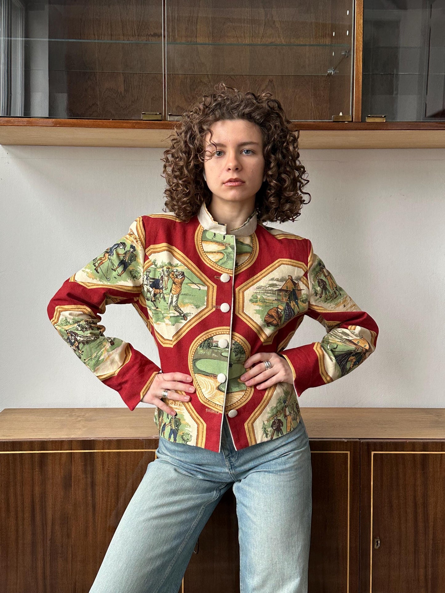Vintage tapestry blazer in red and white with golf scenes