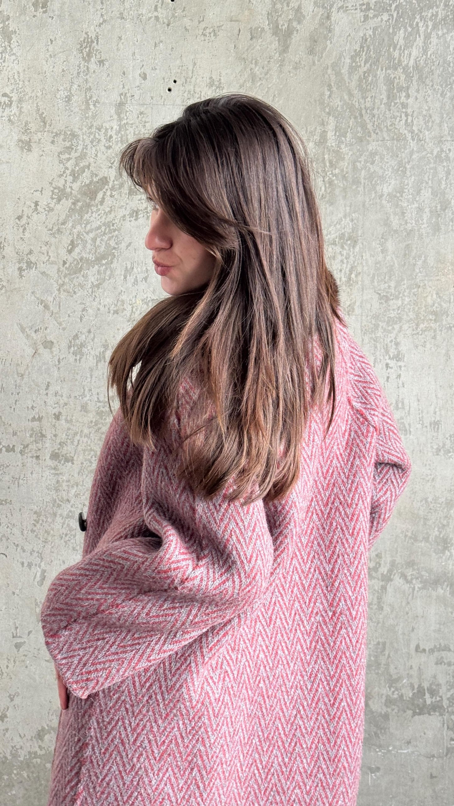 Vintage 60s–70s dusty rose wool herringbone coat