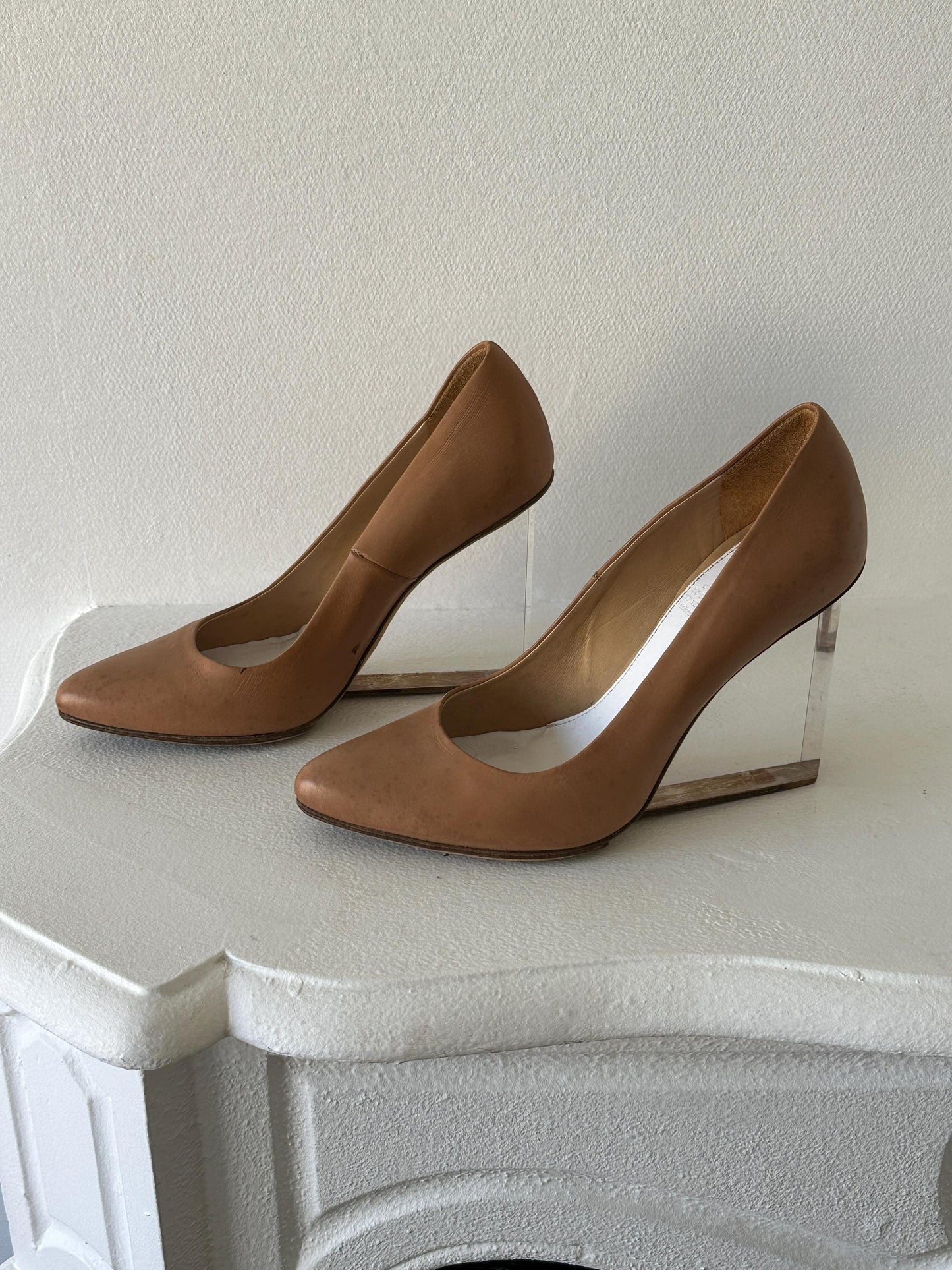 Maison Margiela x H&M Tan Leather Wedge Pumps in Brown I US 7.5