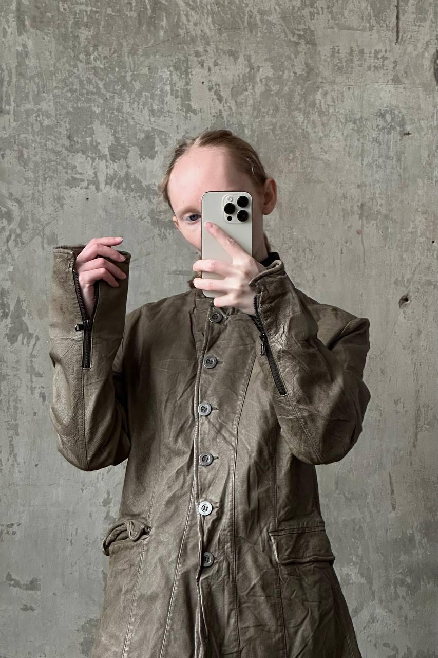Vintage 90s leather slim fitted jacket in beige (Copy)