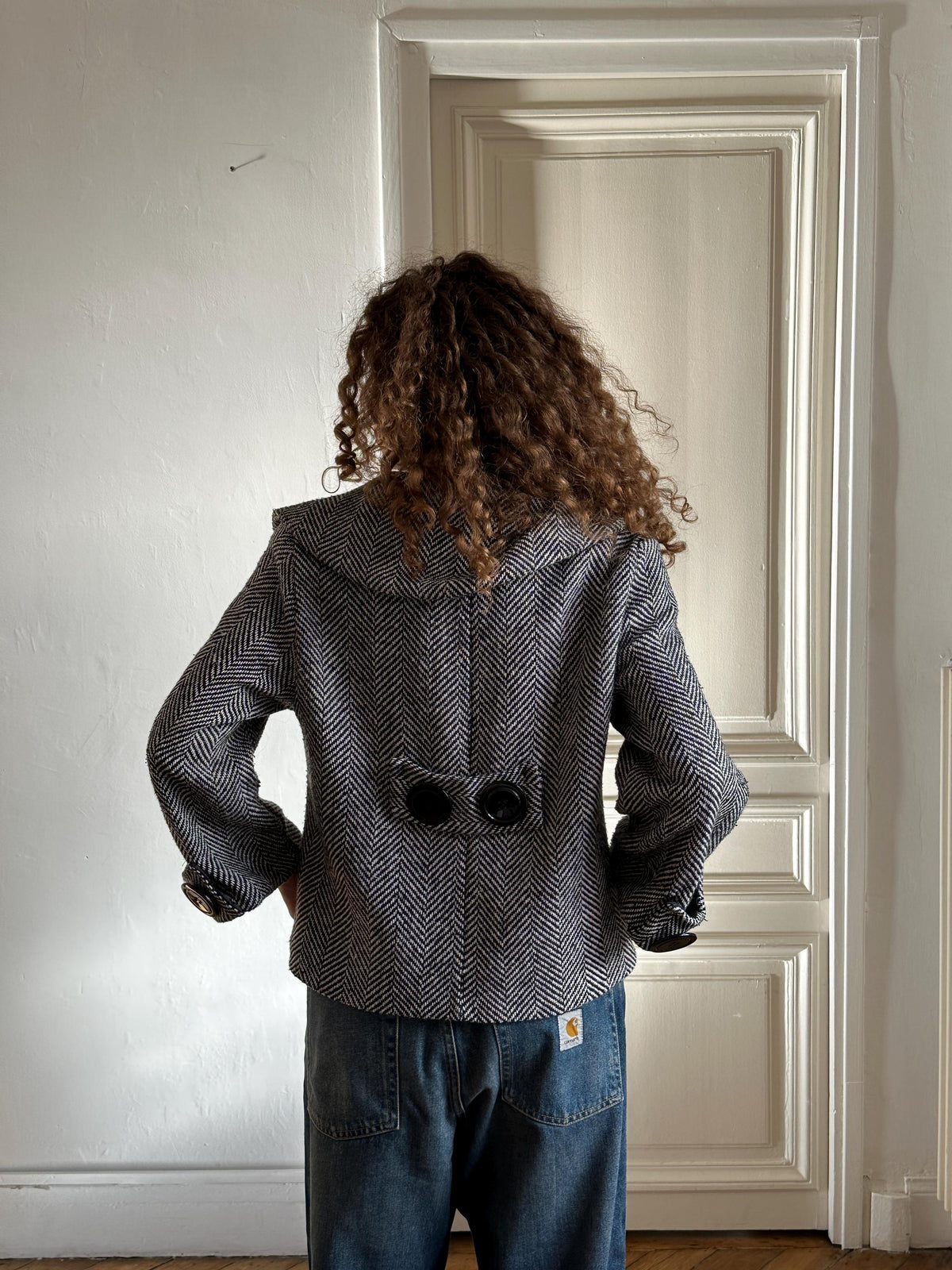Vintage Cropped Coat with Large Collar in Black and White