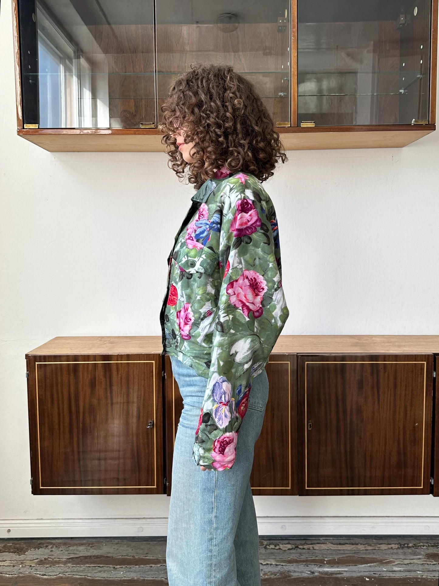 Vintage lightweight floral jacket in green & pink