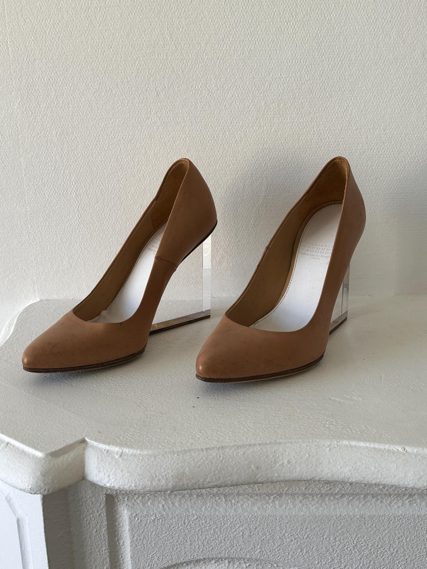 Maison Margiela x H&M Tan Leather Wedge Pumps in Brown I US 7.5