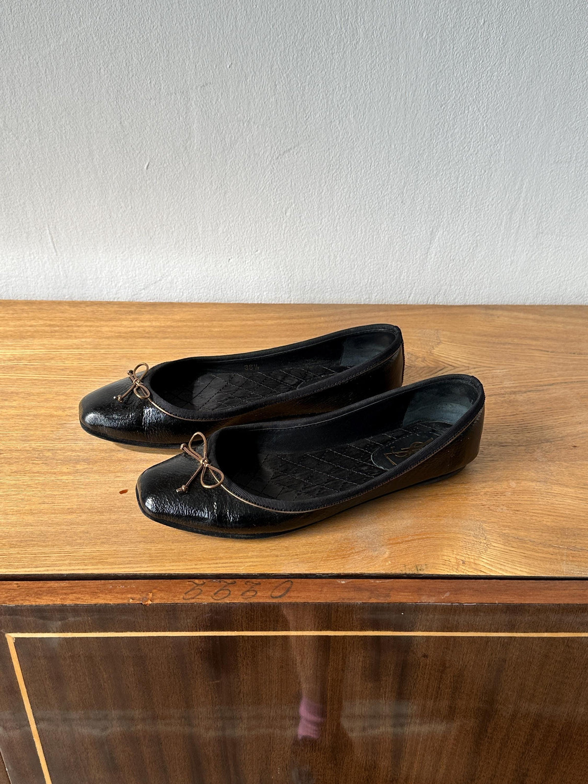 Vintage YSL Dark Brown Patent Ballet Flats | Yves Saint Laurent Bow Flats I US 6.5