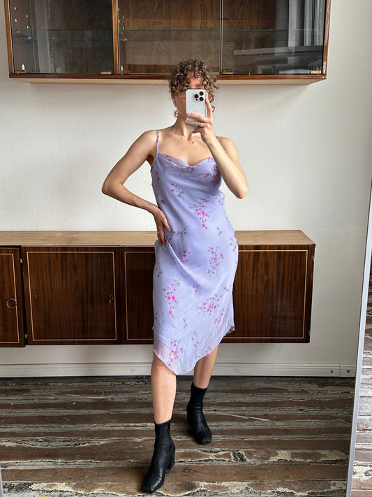 Vintage floral tea dress, maxi tea dress in purple