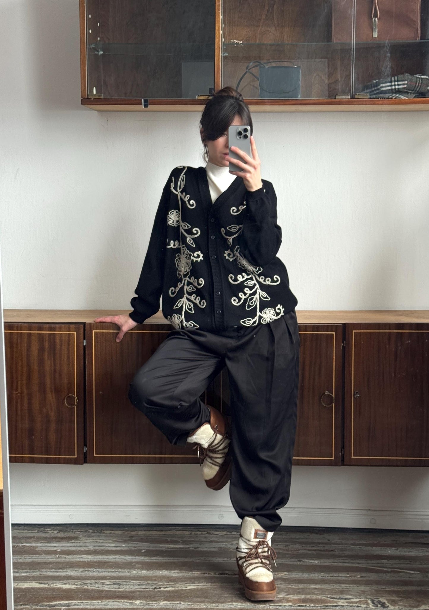 Vintage Oversized Wool Embroidered Cardigan In Black & White