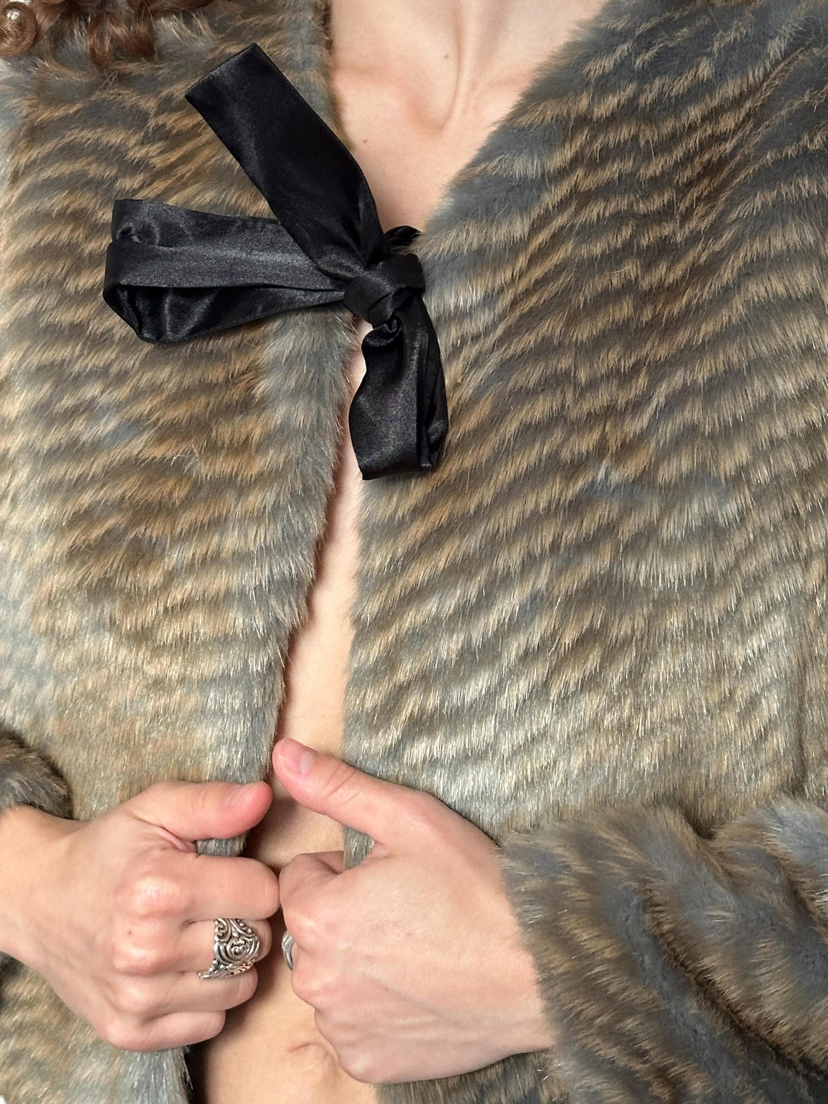 Vintage Cute Cropped Faux Fur Coat in Taupe Beige with Black Satin Bow