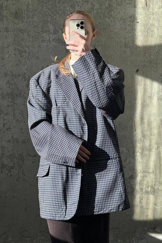 Vintage oversized classic blazer in dark blue with a white checkered pattern