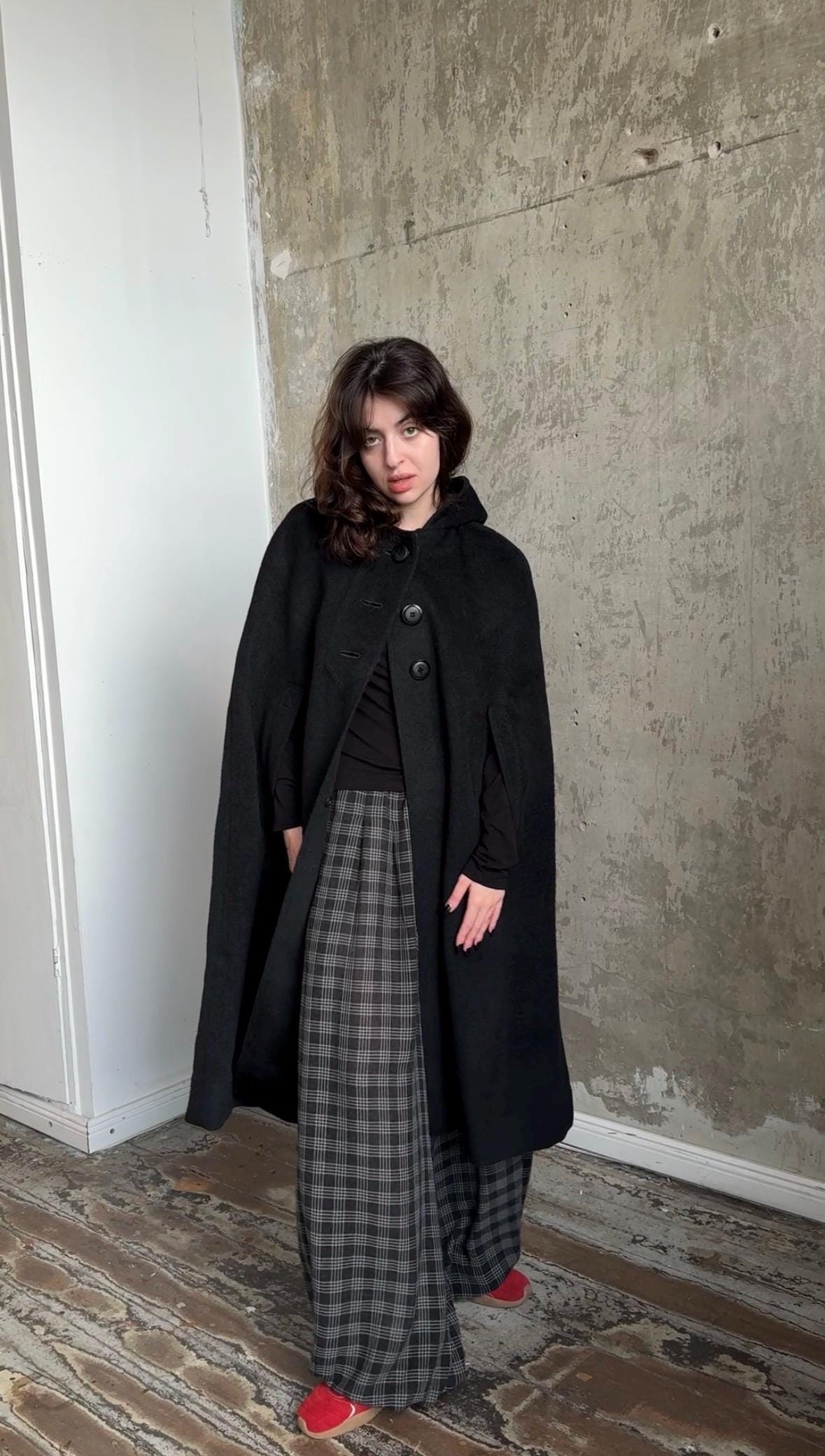 Vintage 90s Oversized Cape Coat in Black