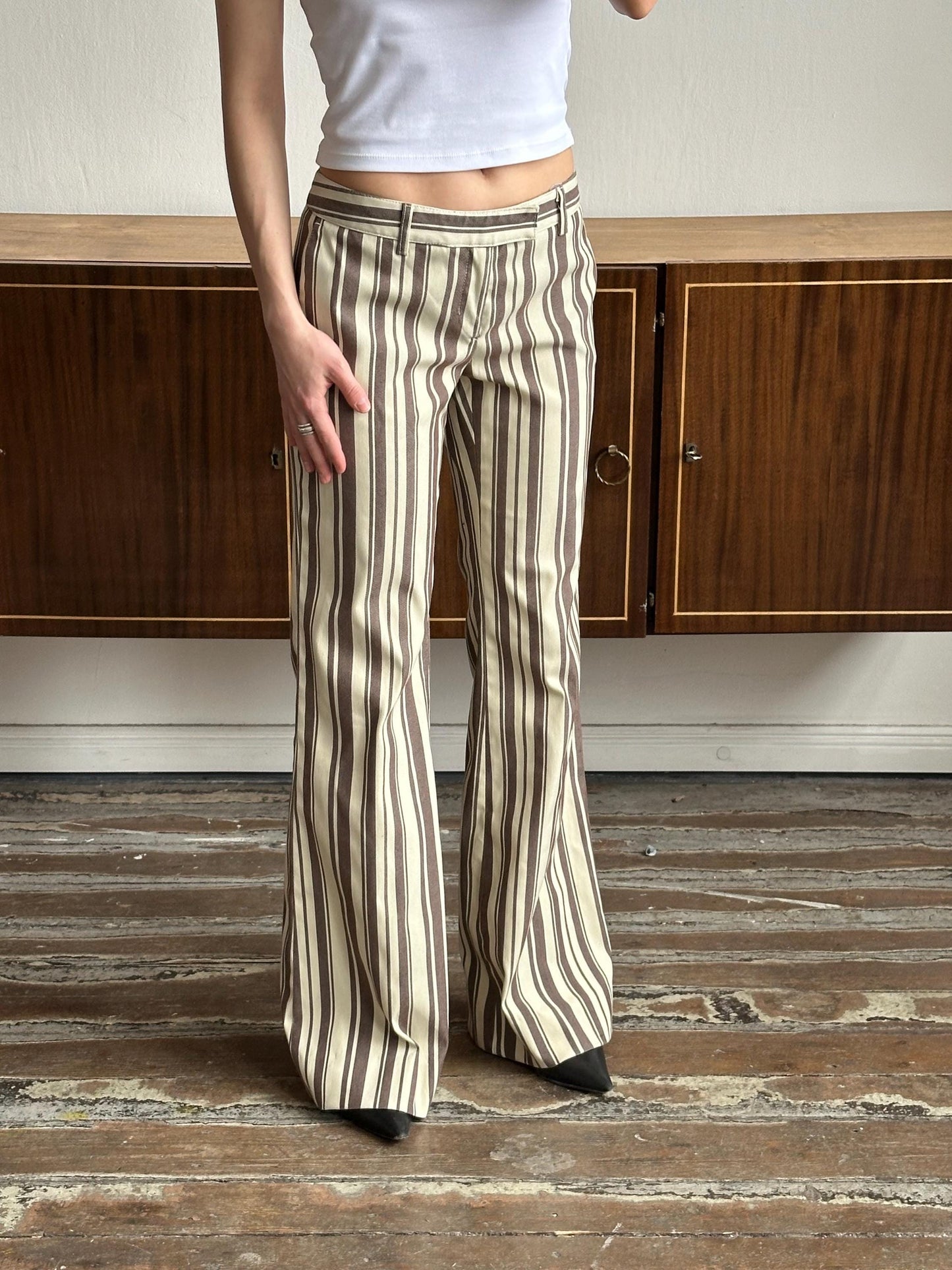 Vintage stripped flared jeans in brown shades