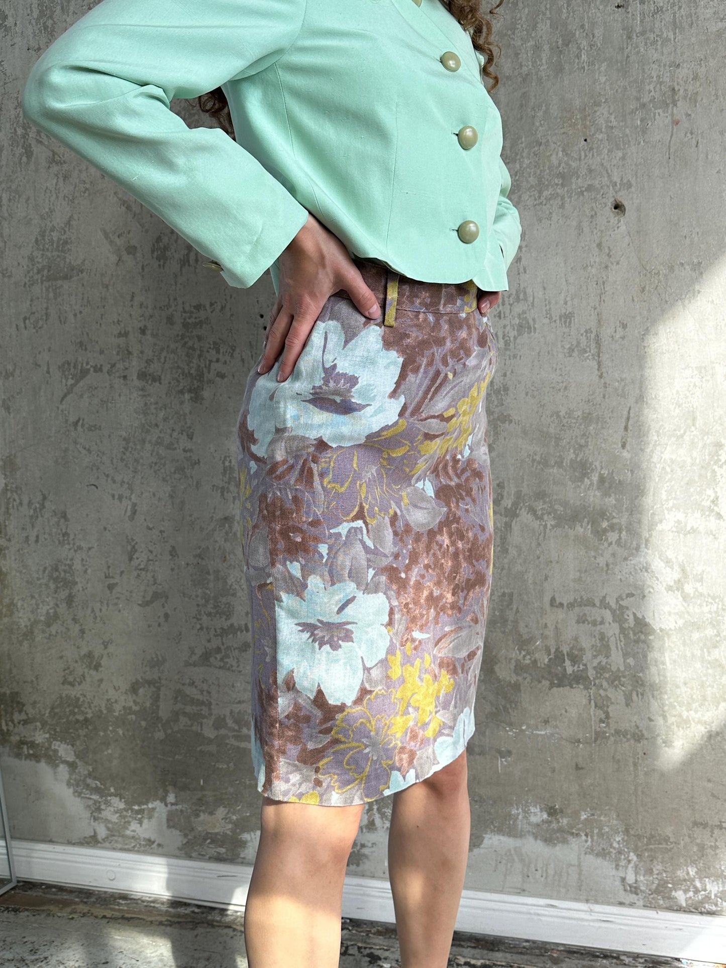 Vintage Italian Pencil Linen Skirt in Purple