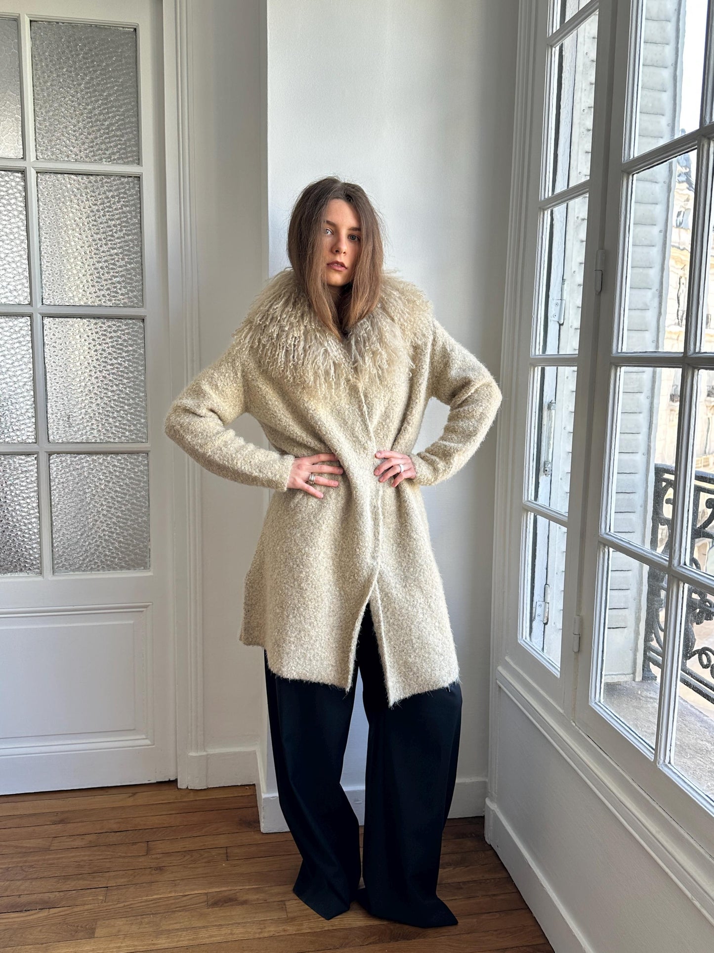 Vintage 90s Wool Coat with Voluminous Lamb Fur Collar in Beige