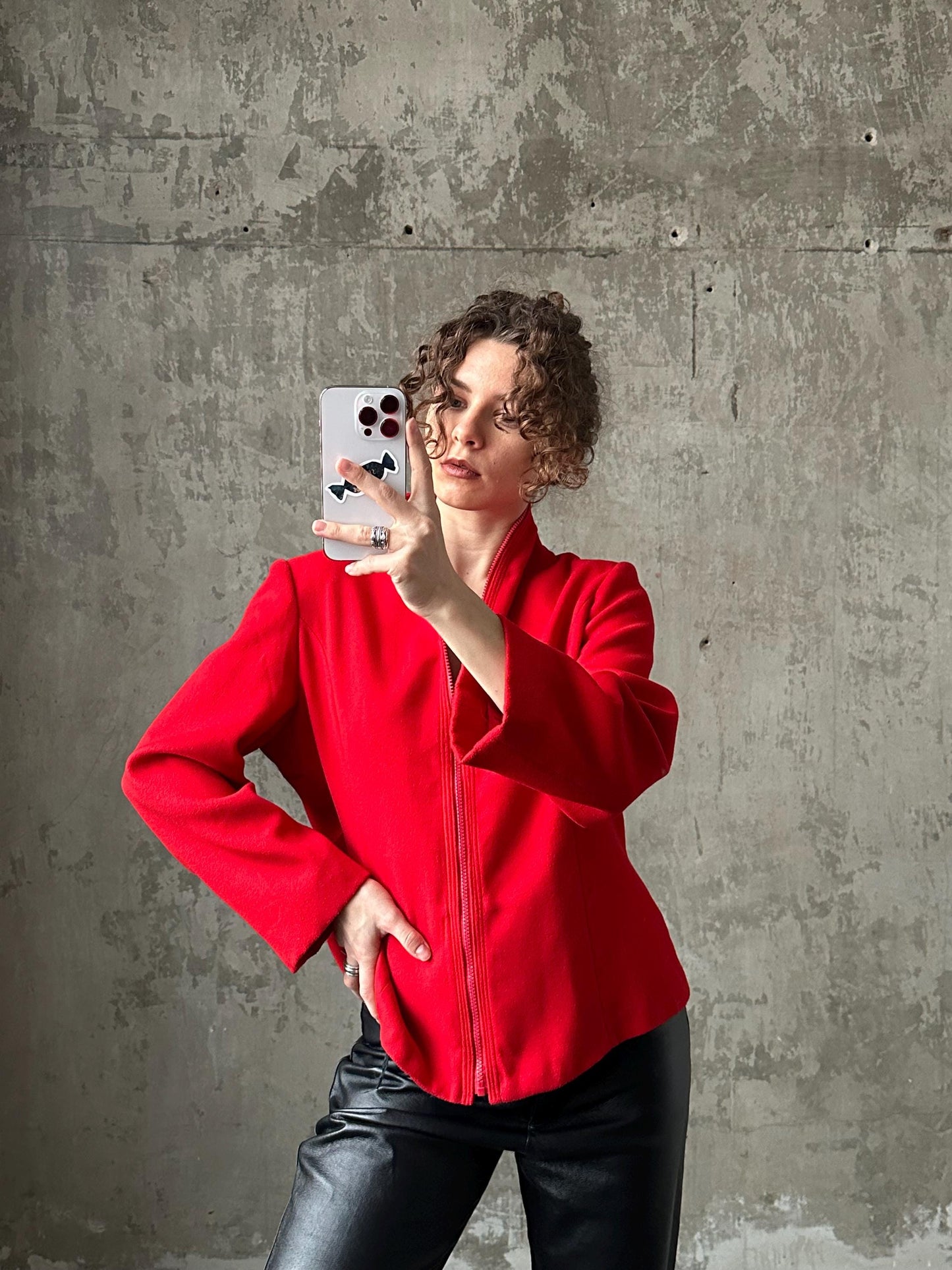 Vintage D&G cashmere cardigan in red, zip up sweater
