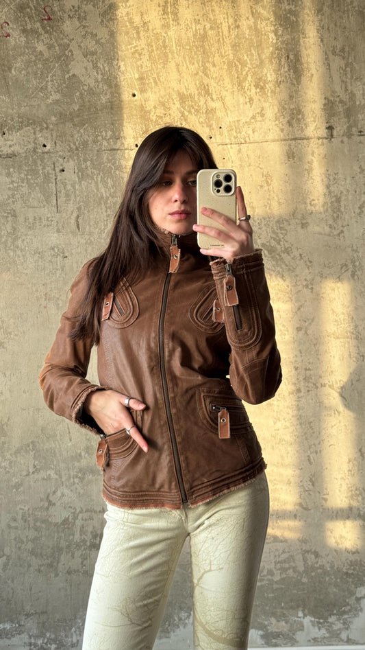 Vintage 90s Slim-Fitted Leather Jacket In Brown