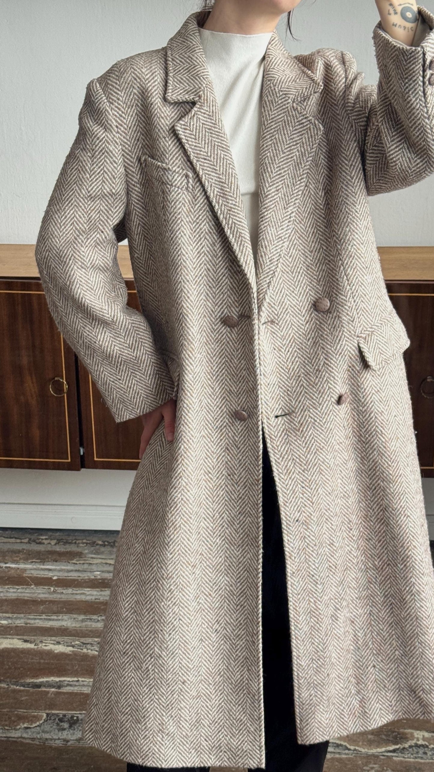 Vintage 90s Maxi Wool Classic Double-Breasted Coat In Beige