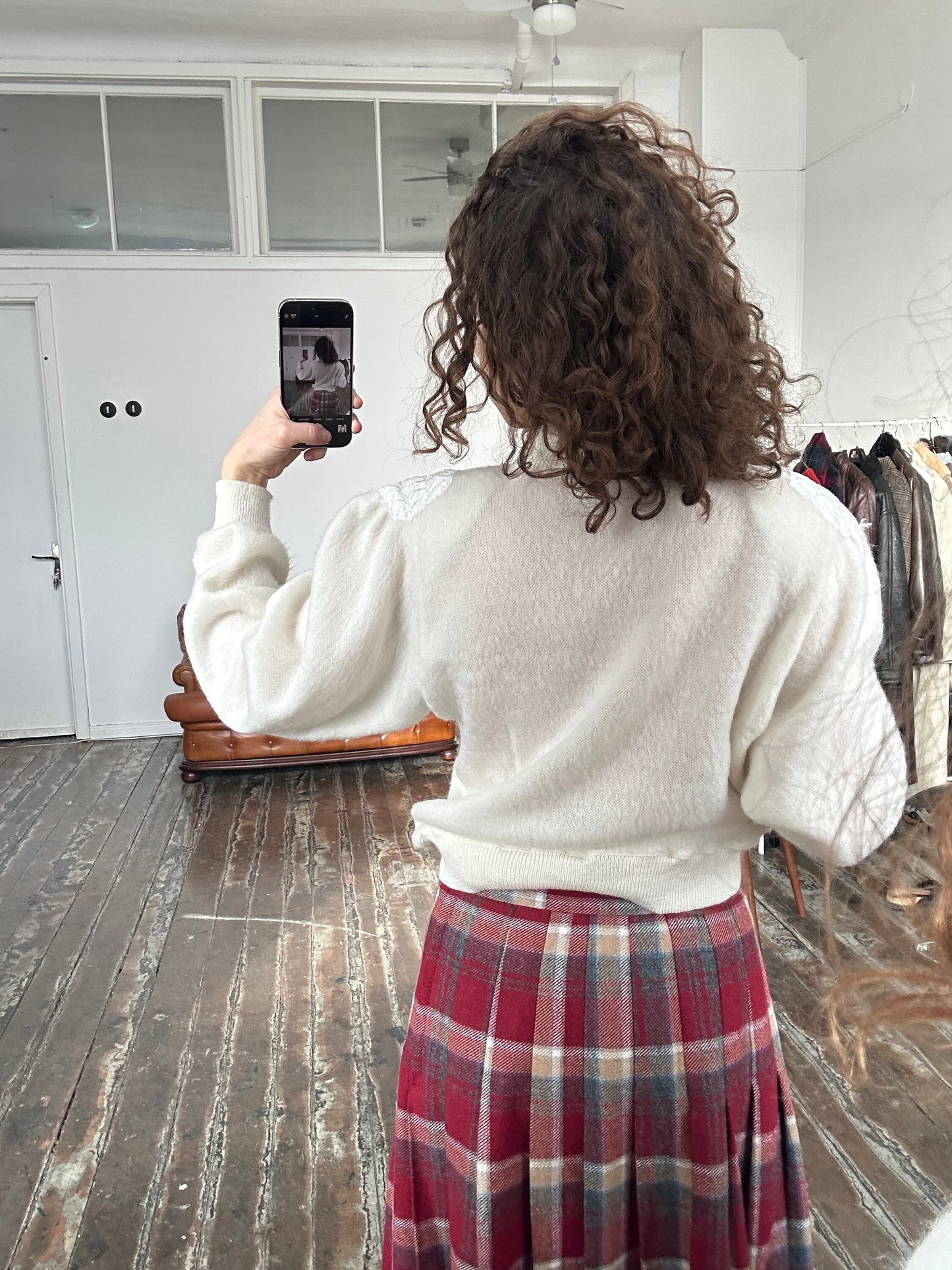 Vintage 90s White Sweater, Unisex XS-M, Made in Italy, Acrylic, Padded, Detailed Decor, Perfect Condition