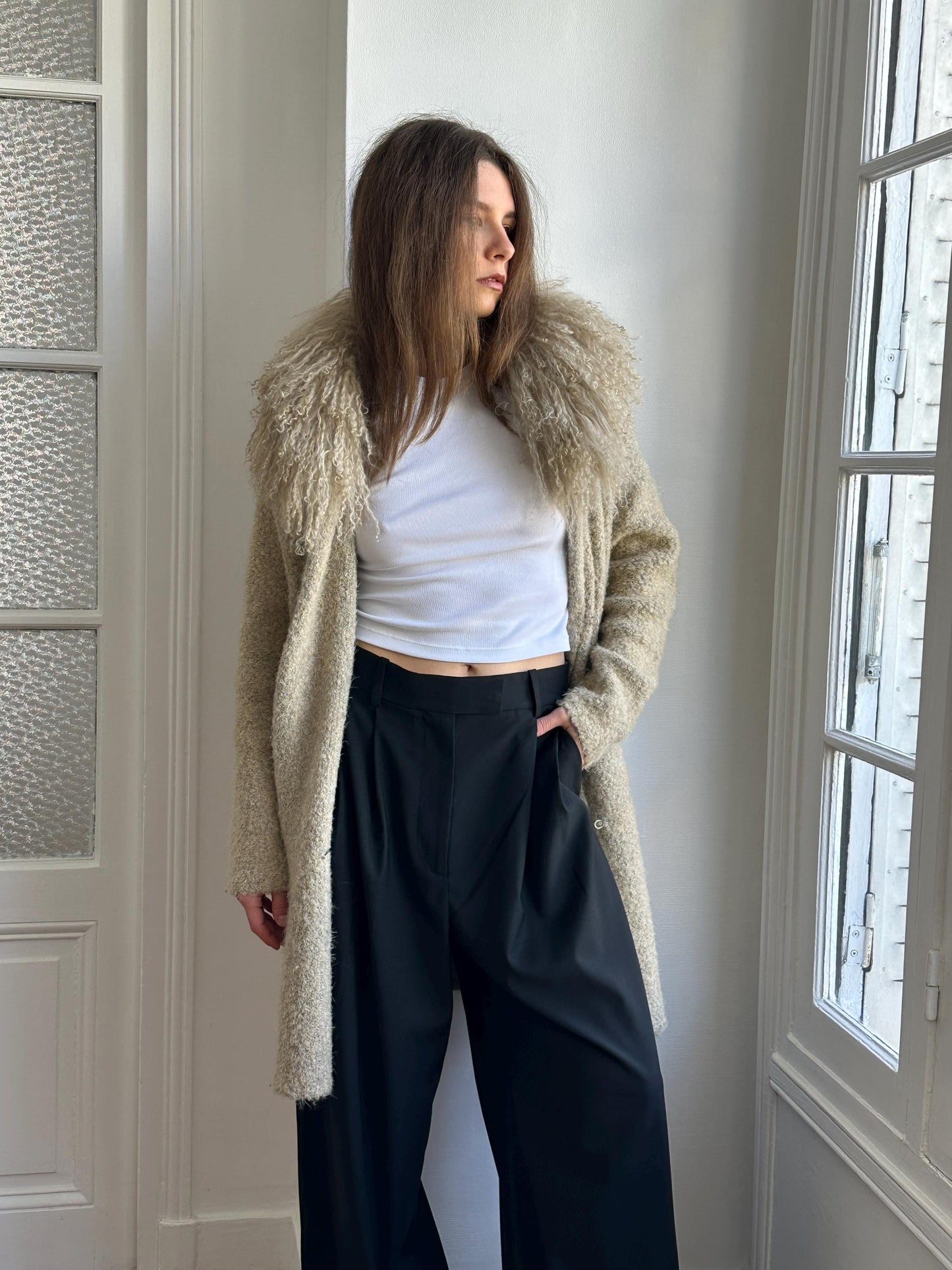Vintage 90s Wool Coat with Voluminous Lamb Fur Collar in Beige