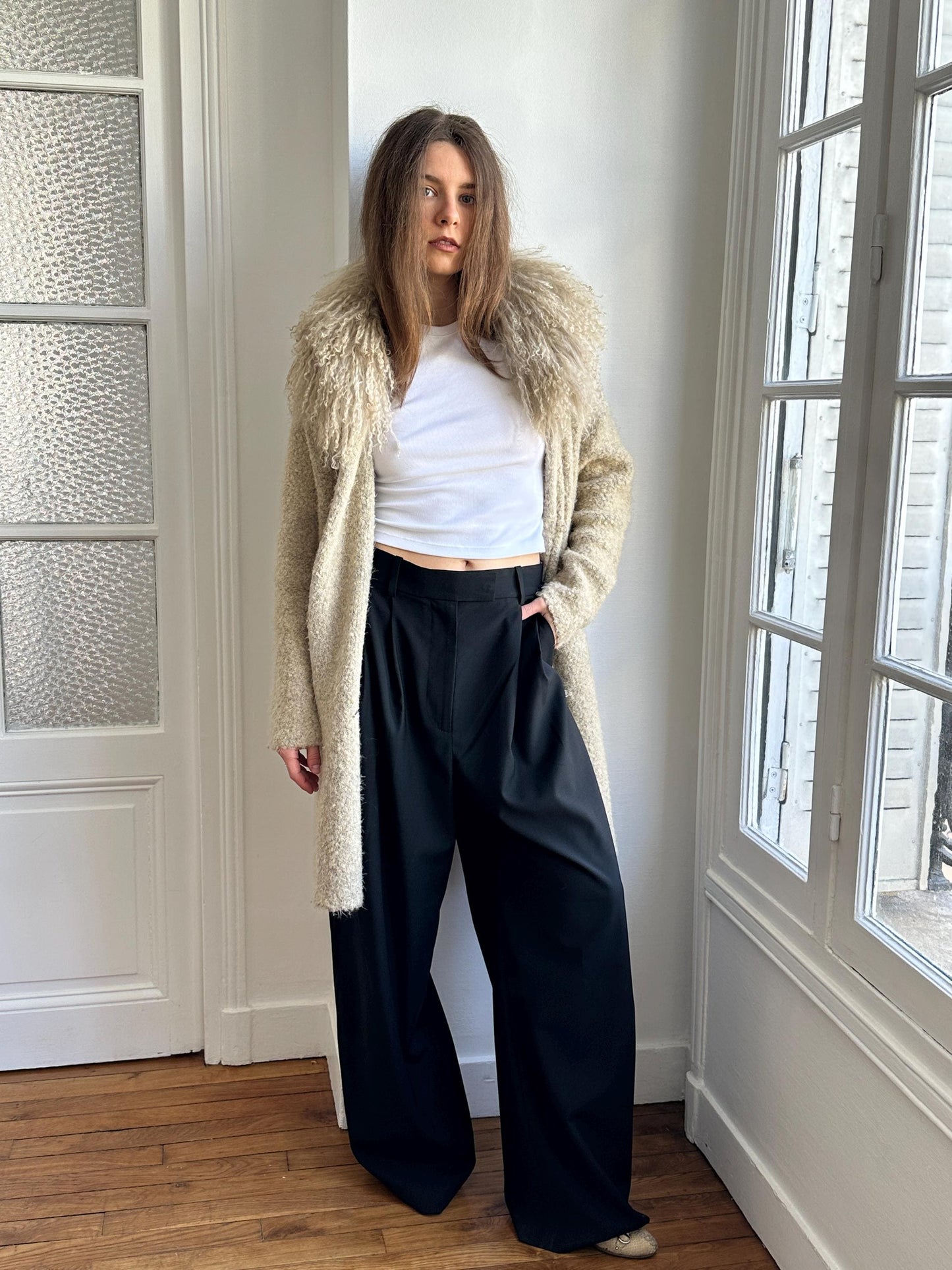Vintage 90s Wool Coat with Voluminous Lamb Fur Collar in Beige