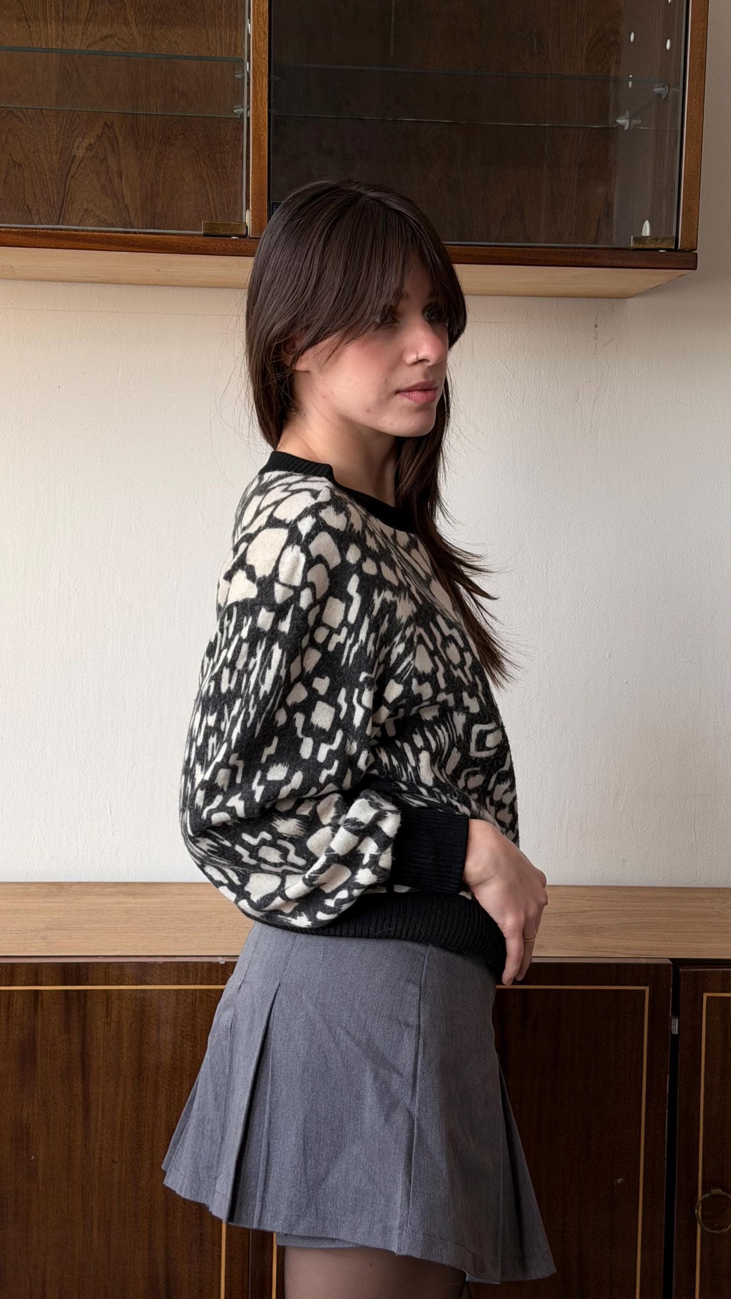 Vintage 90s Abstract Knit Sweater in Black and White