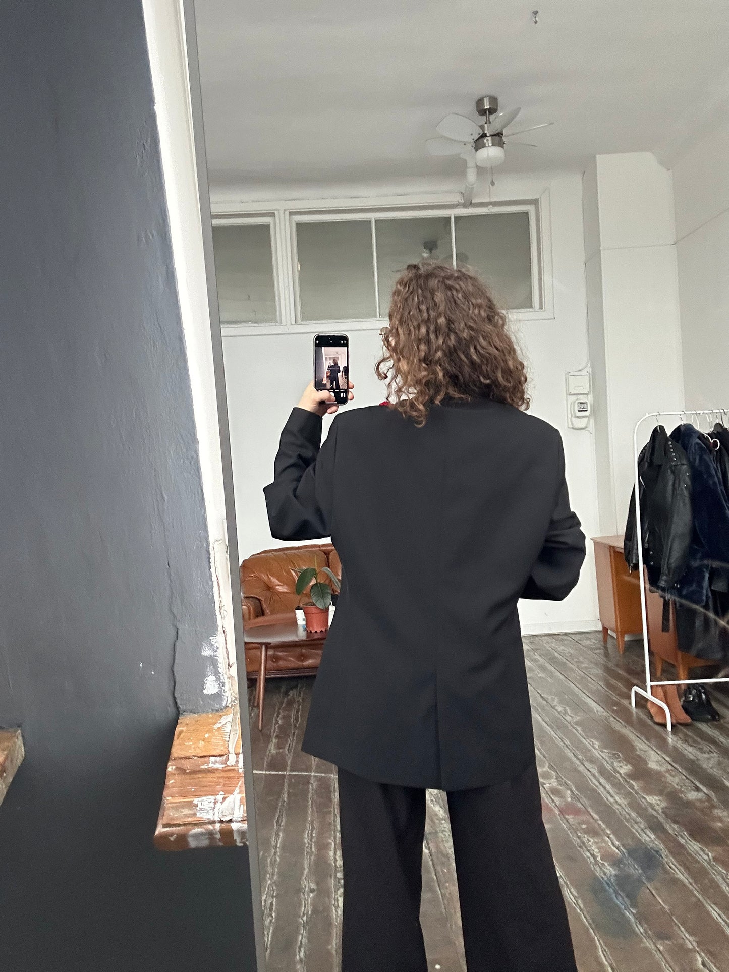 Customized blazer I Blazer "FALLING" in black with roses
