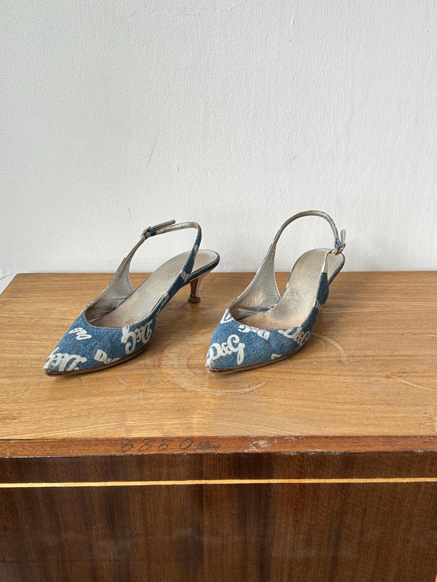 Vintage D&G Dolce Gabbana Denim Kitten Heels I US 6.5