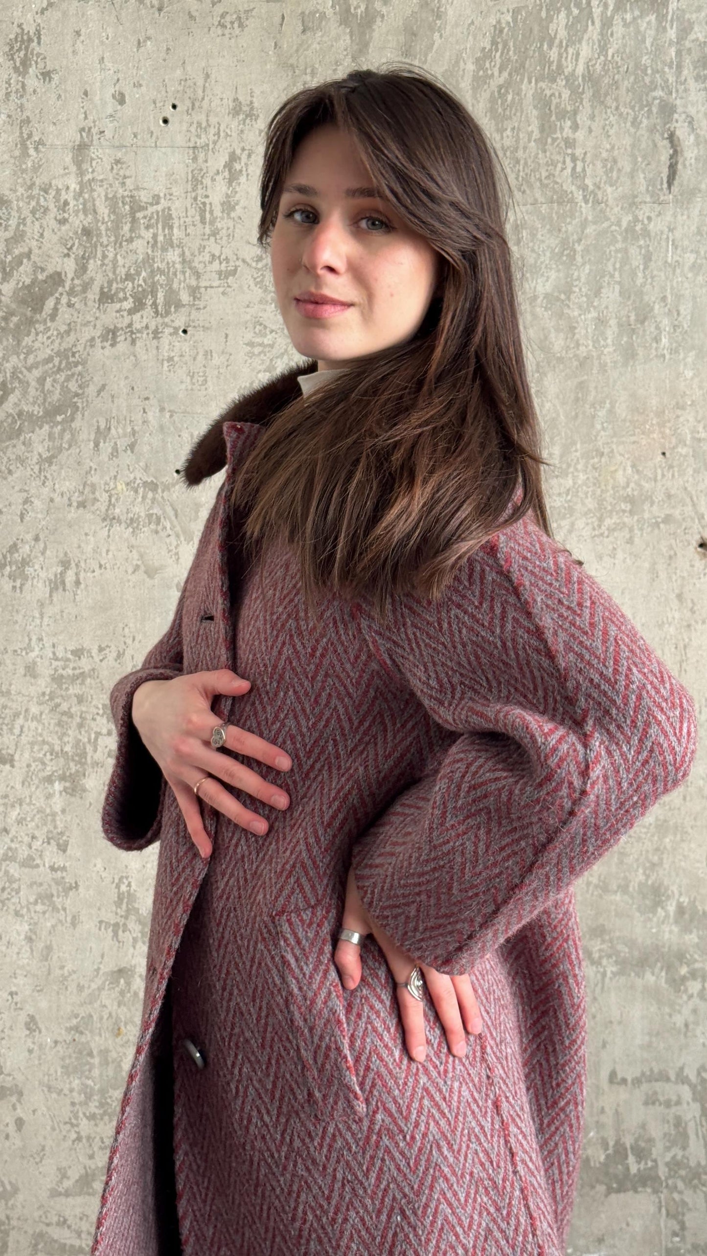 Vintage 60s–70s dusty rose wool herringbone coat