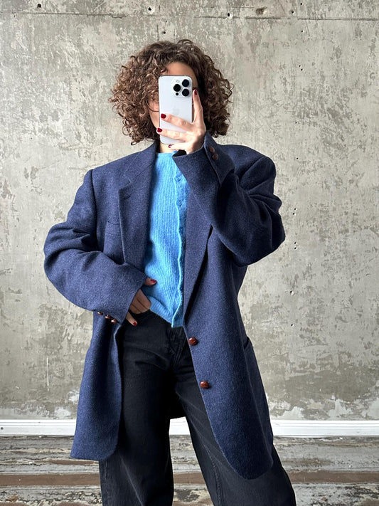 Vintage 90s oversized fit blazer in navy blue