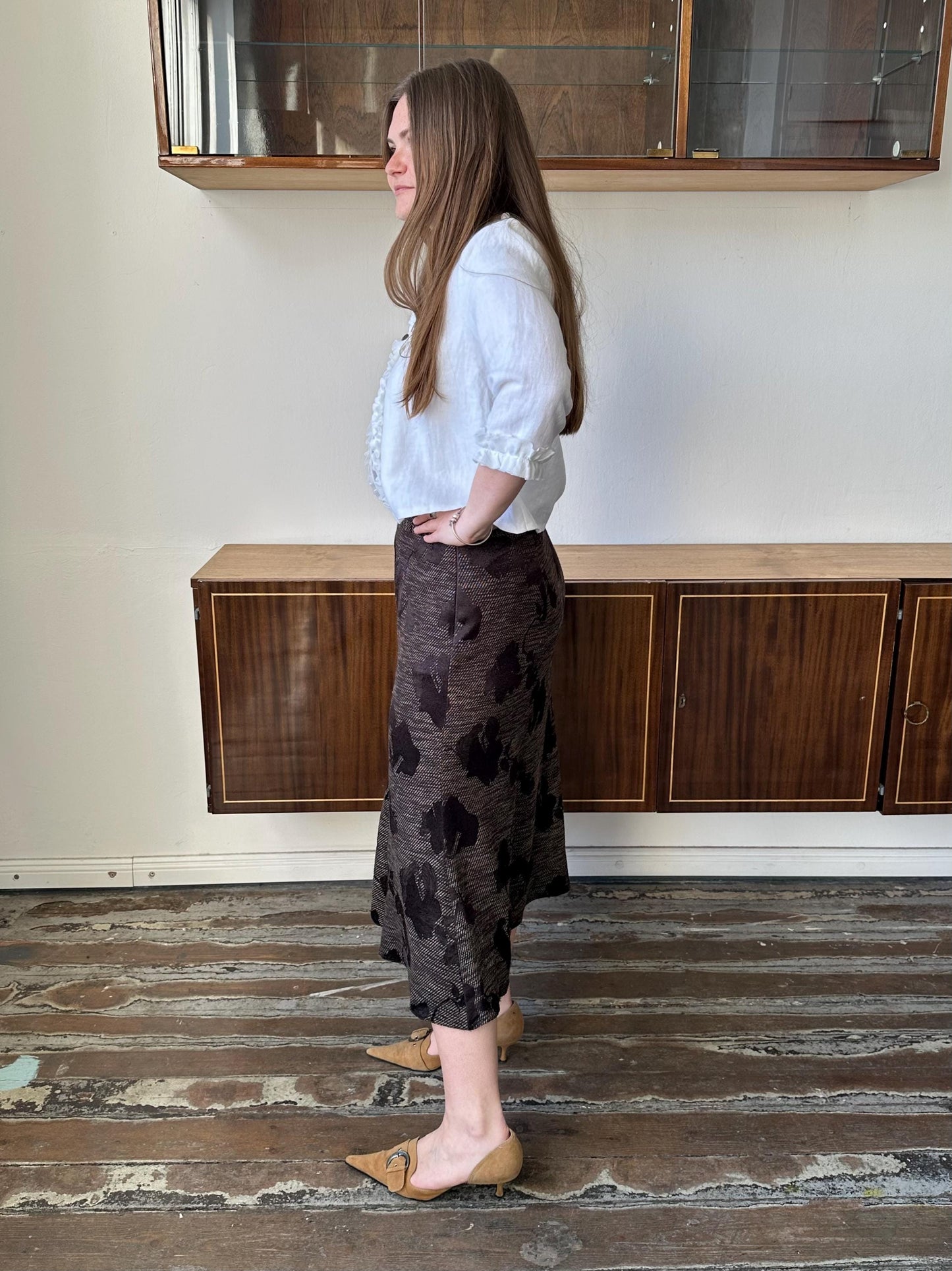 Vintage flowing maxi skirt in brown, L size
