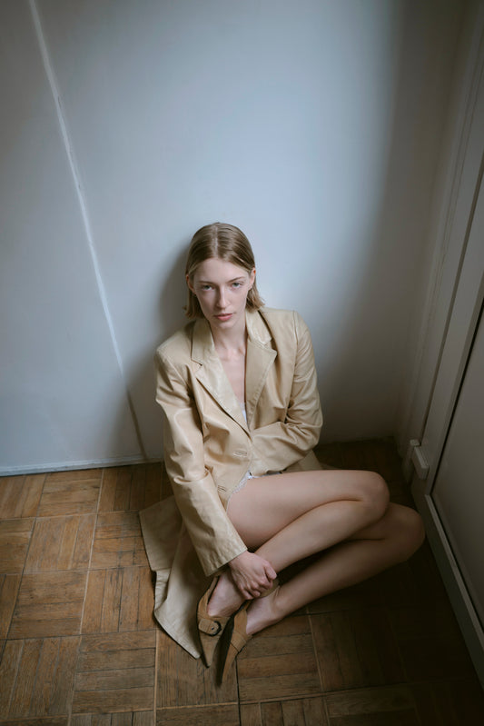 Vintage 90s genuine leather coat in beige