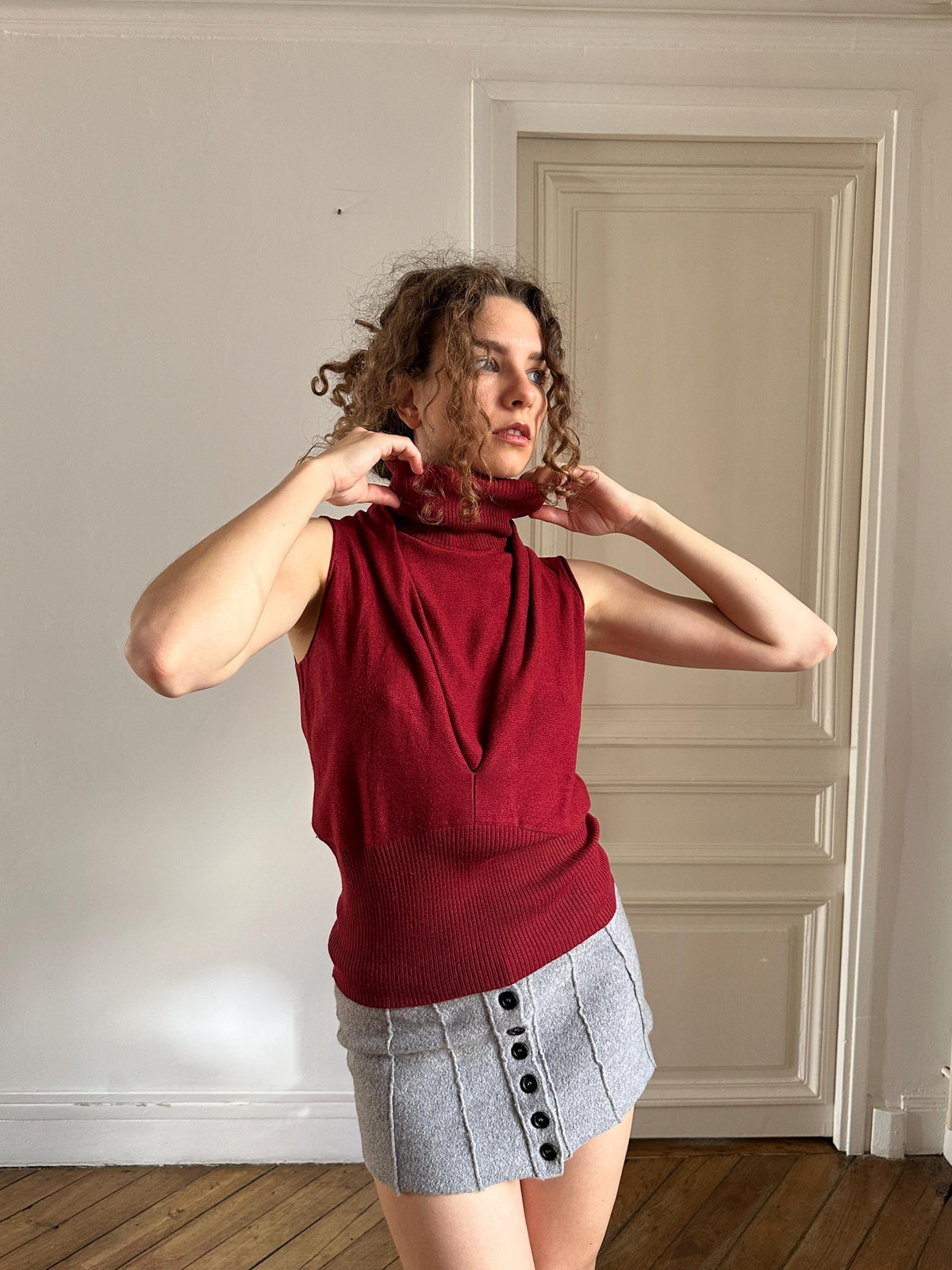 Vintage Emporio Armani Burgundy Sleeveless Turtleneck Top
