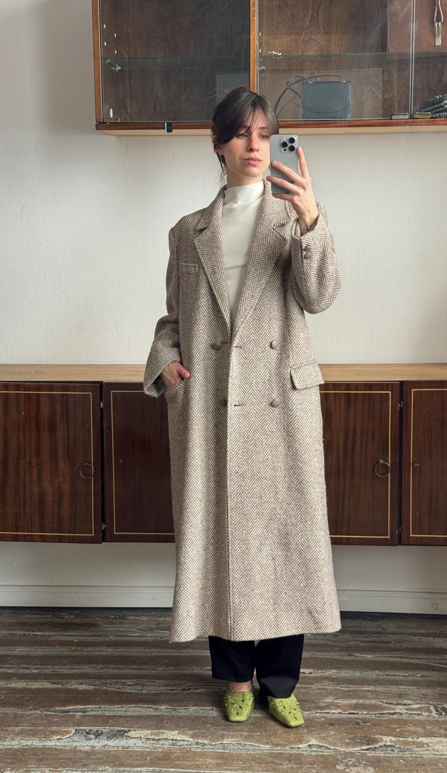 Vintage 90s Maxi Wool Classic Double-Breasted Coat In Beige