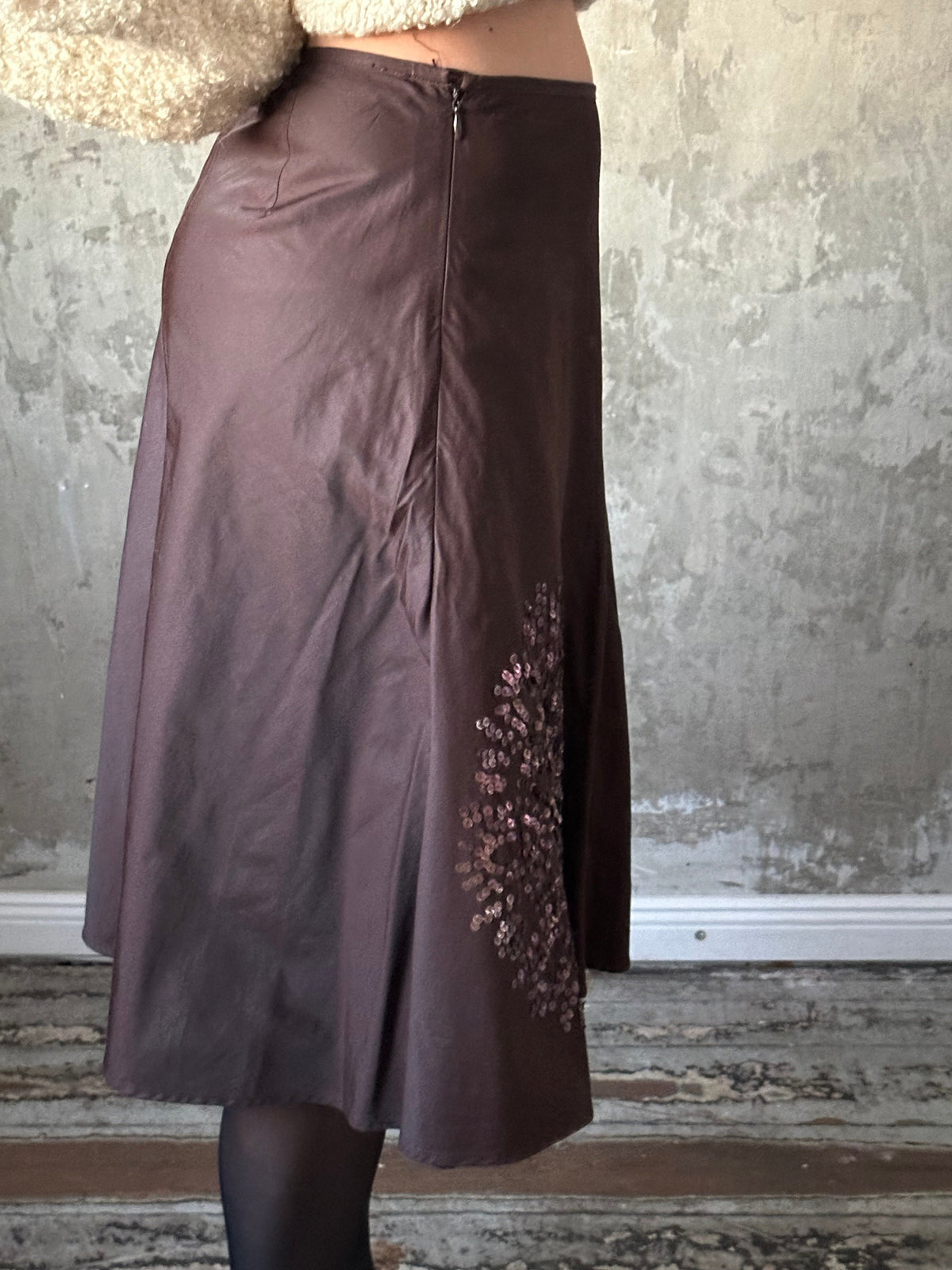 Vintage y2k shiny satin skirt in brown, midi office look skirt