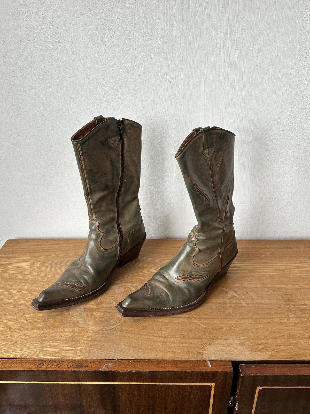 Vintage Italian Green Cowboy Boots | Leather Western Boots | US 6