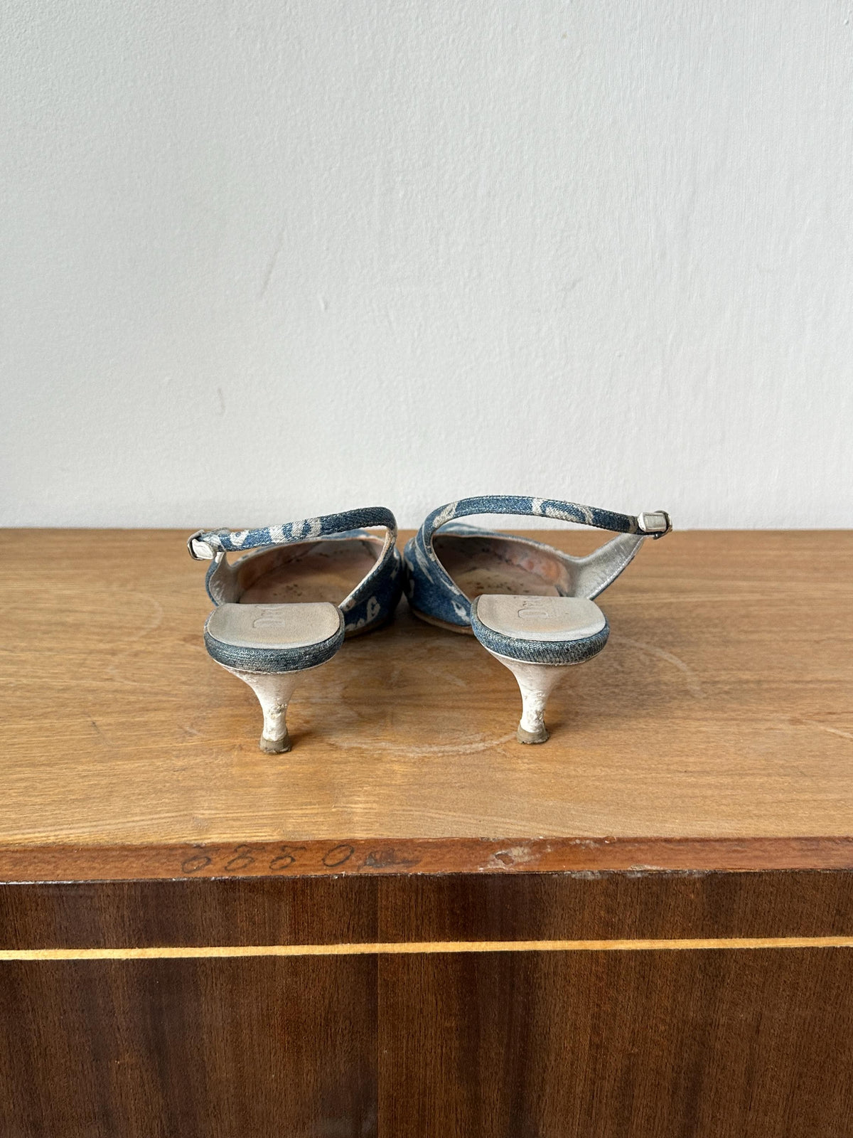 Vintage D&G Dolce Gabbana Denim Kitten Heels I US 6.5