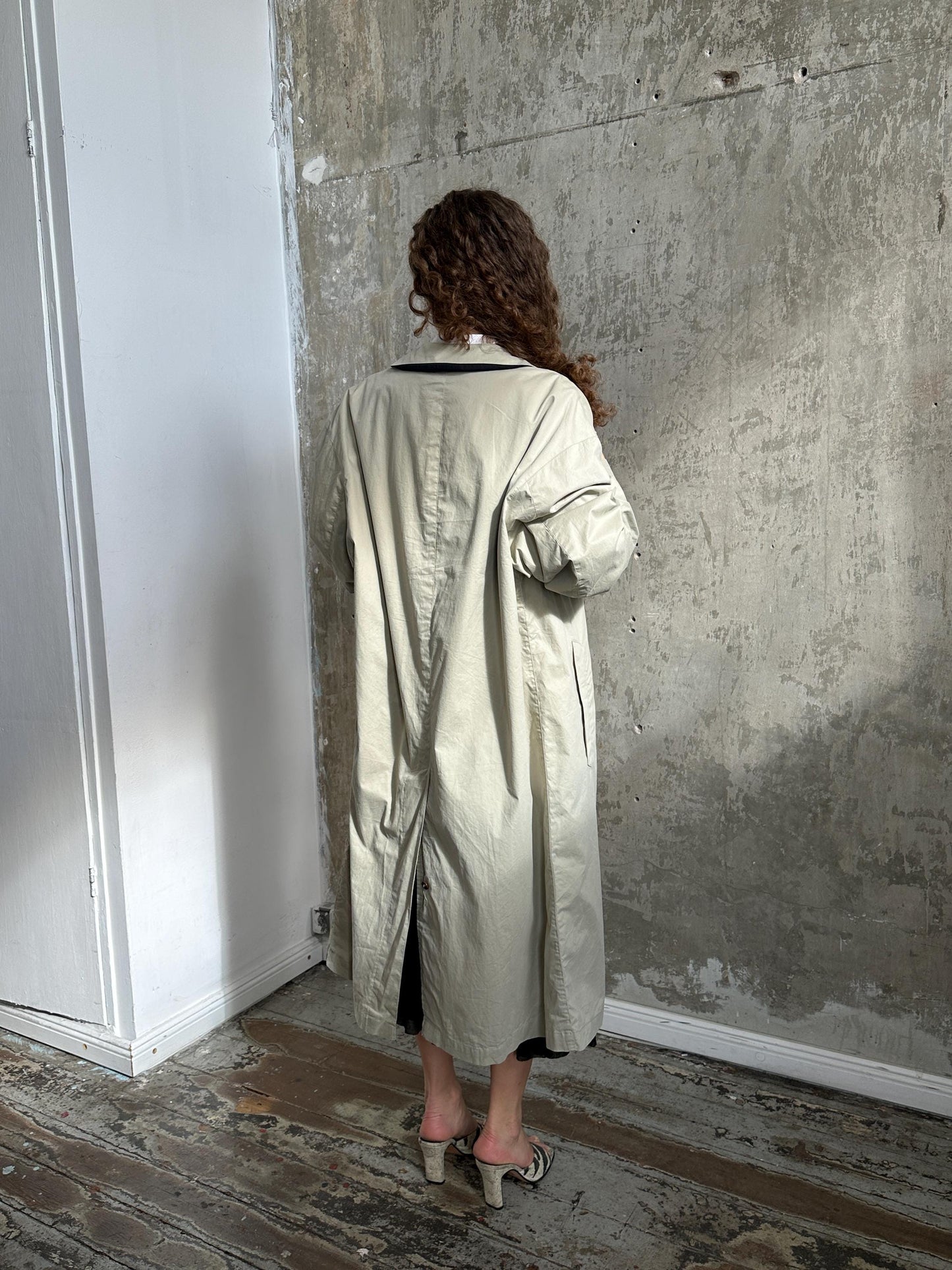 Vintage 90s Long Beige Trench Coat | Classic Minimalist Trench
