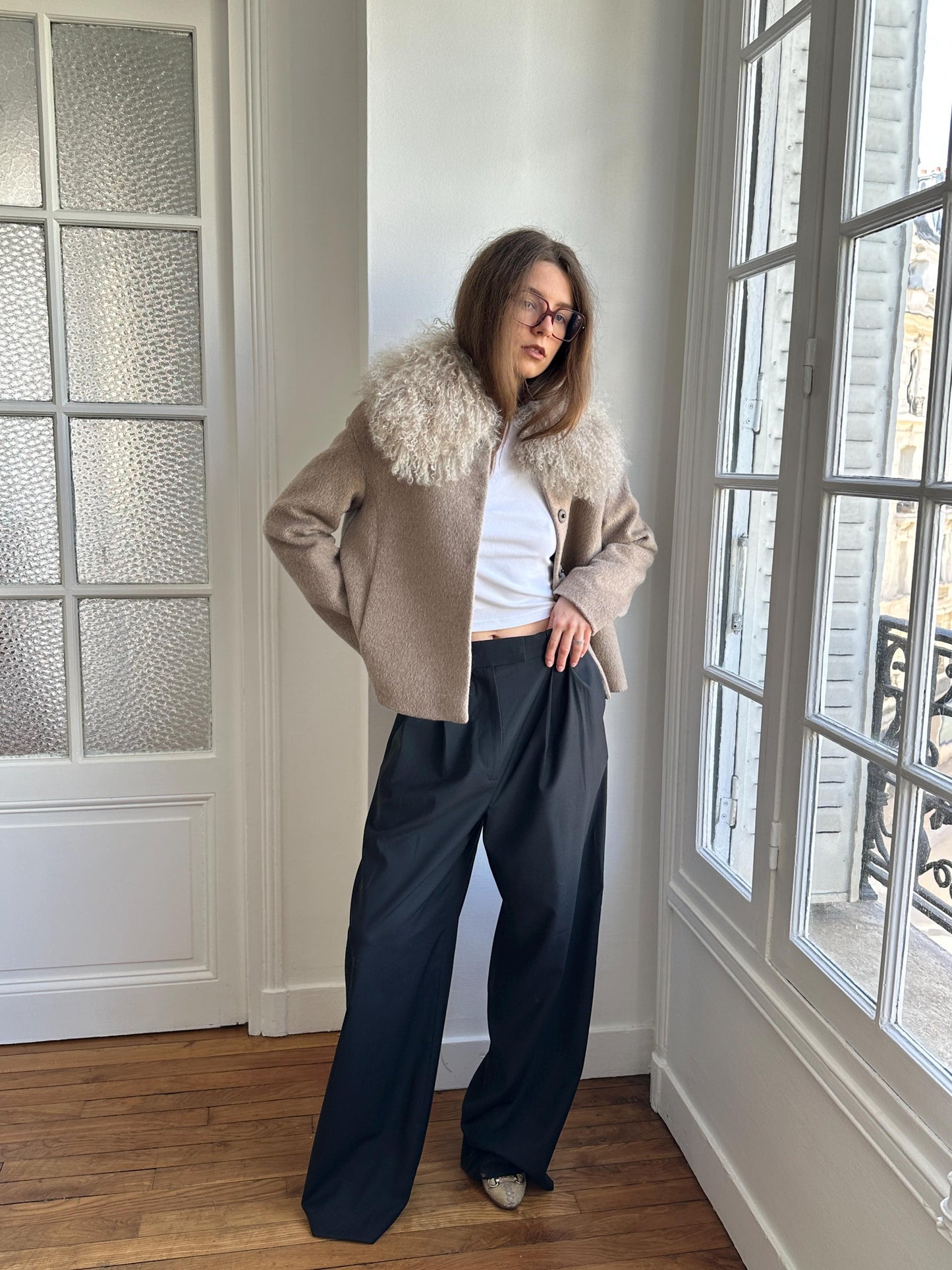 Vintage 90s Beige Coat with Voluminous Fur Collar