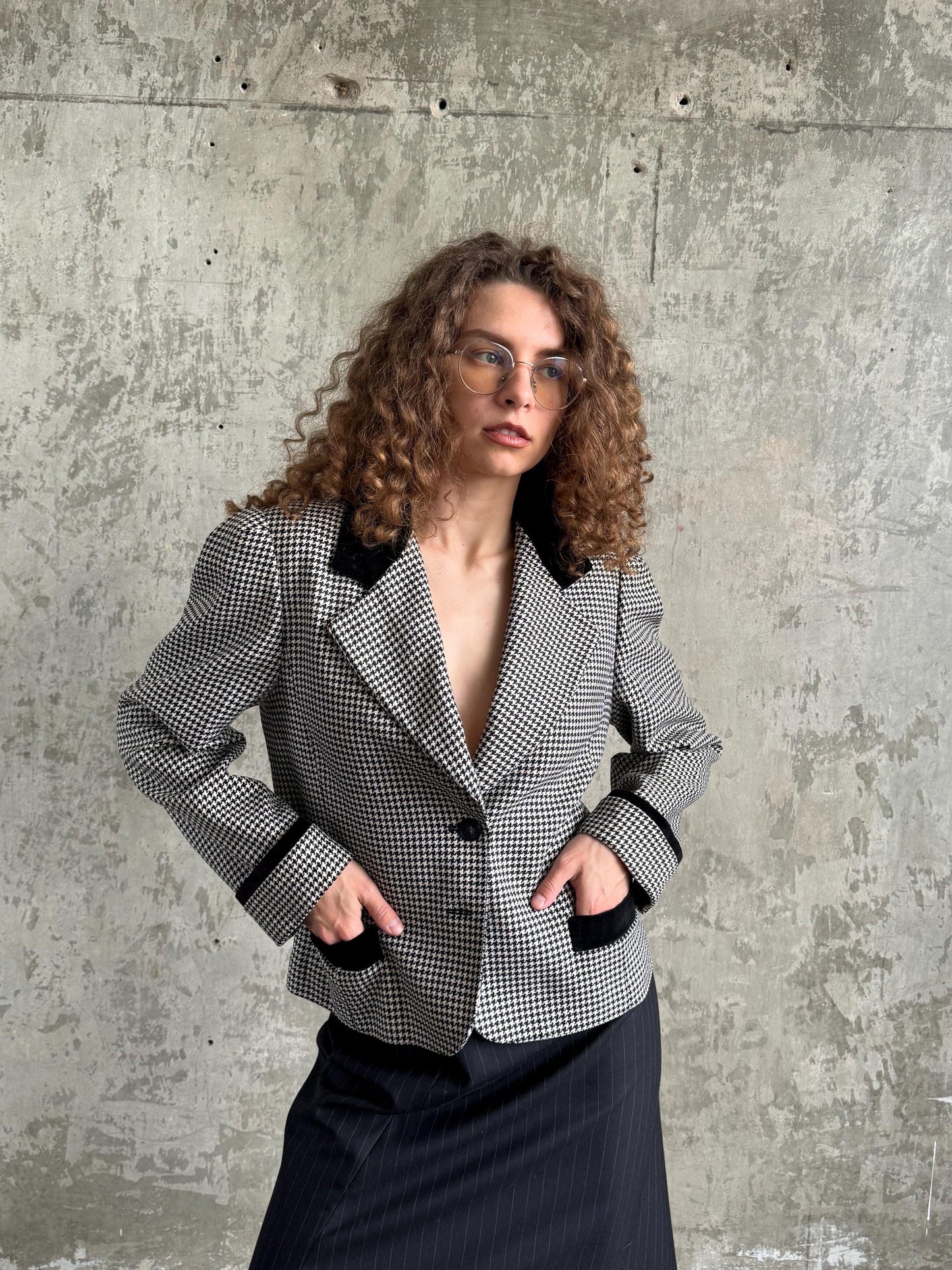 Vintage Versus Gianni Versace Houndstooth Blazer In Black & White