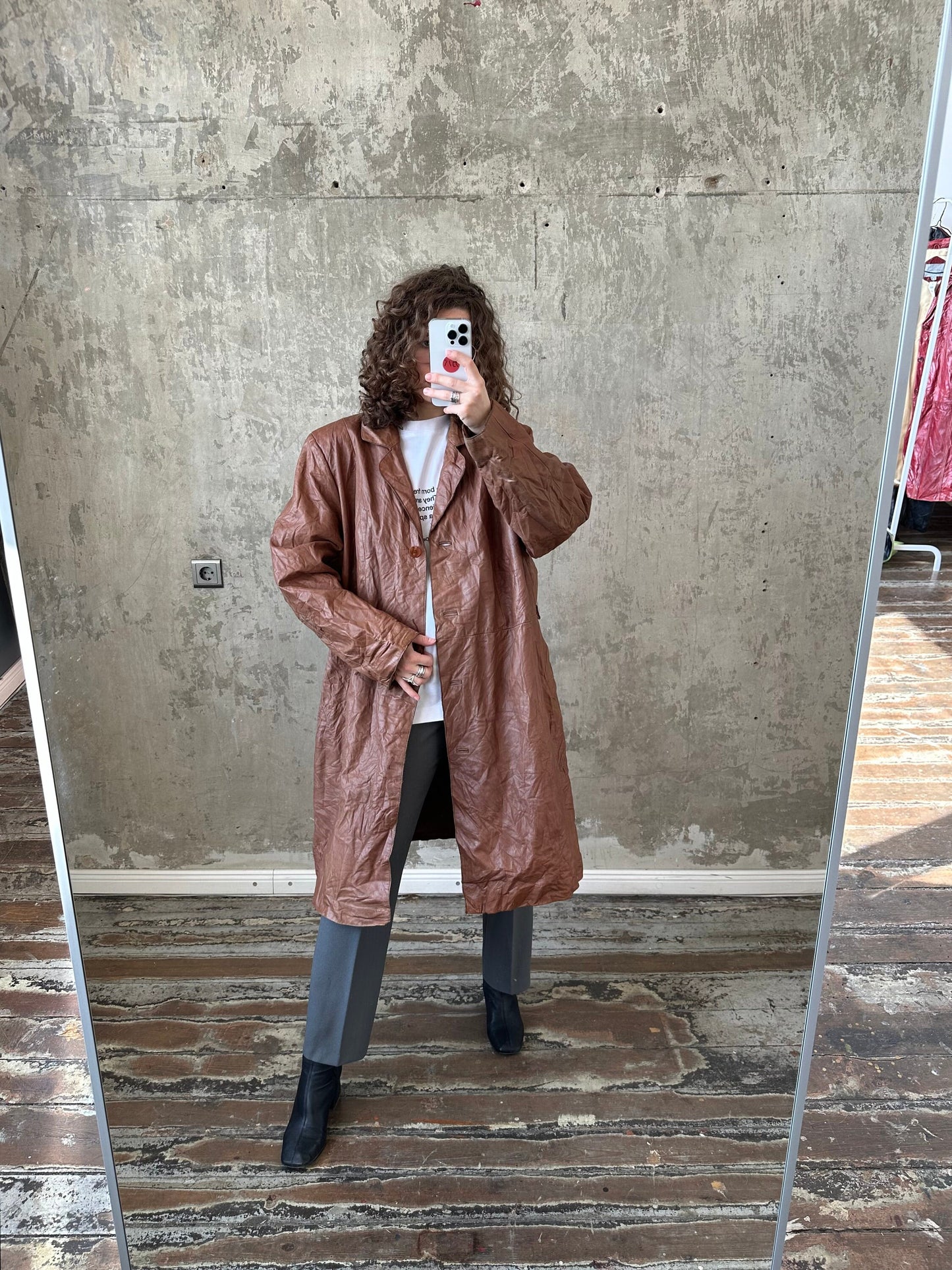 Vintage 90s genuine leather overcoat in brown