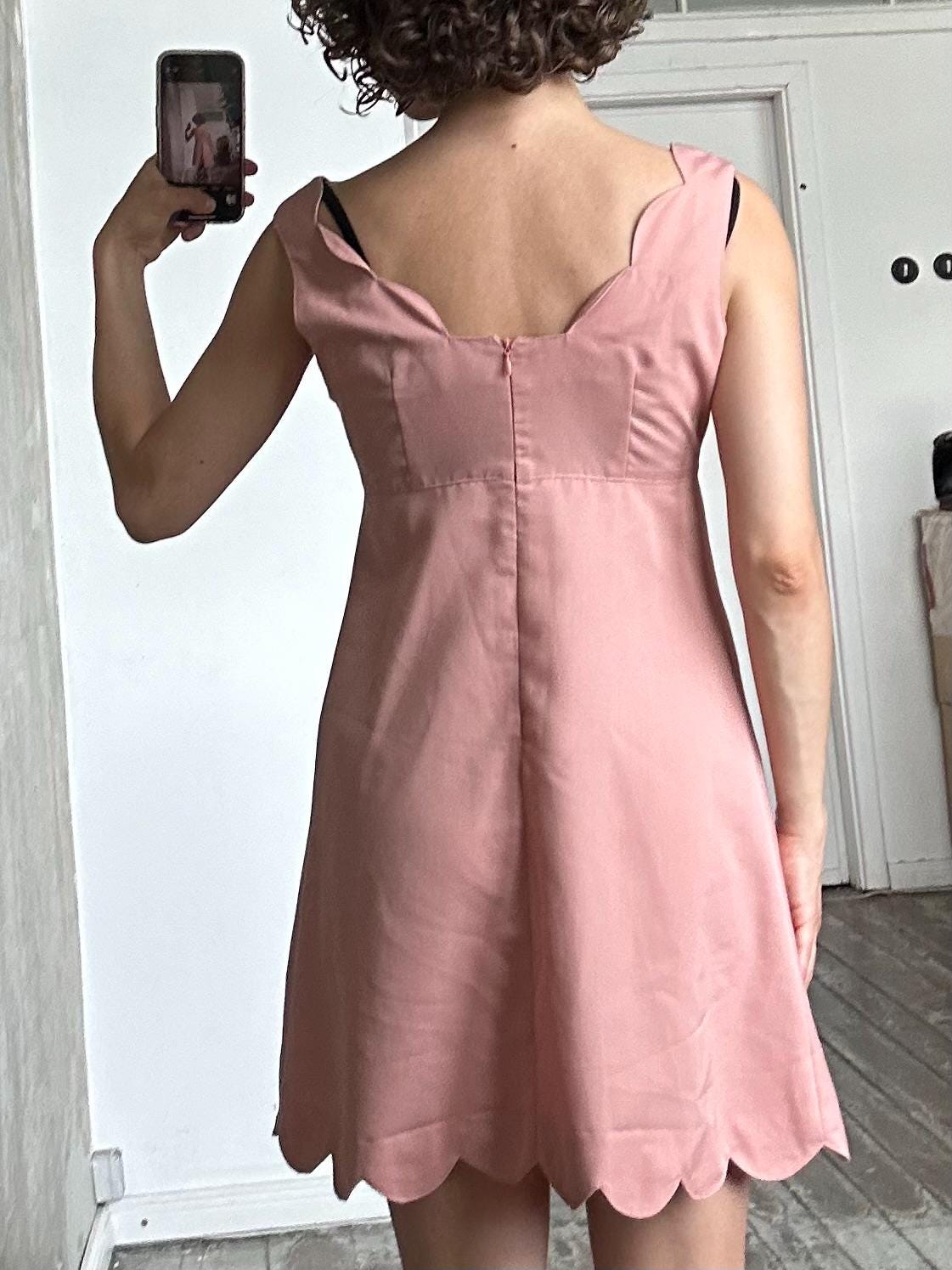 Vintage tea dress in pink, mini summer dress
