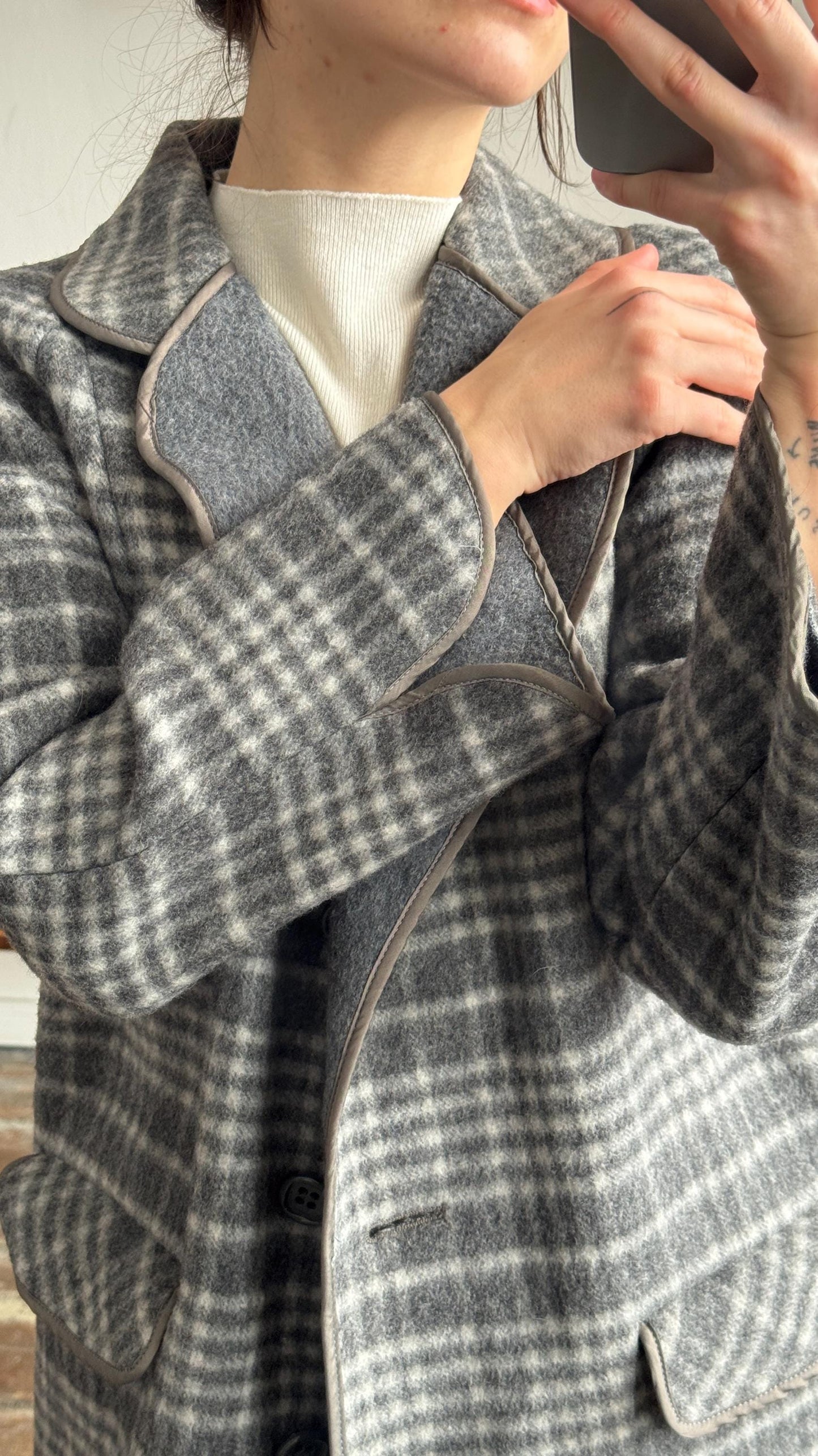 Vintage Fitted Checked Wool Coat In Grey
